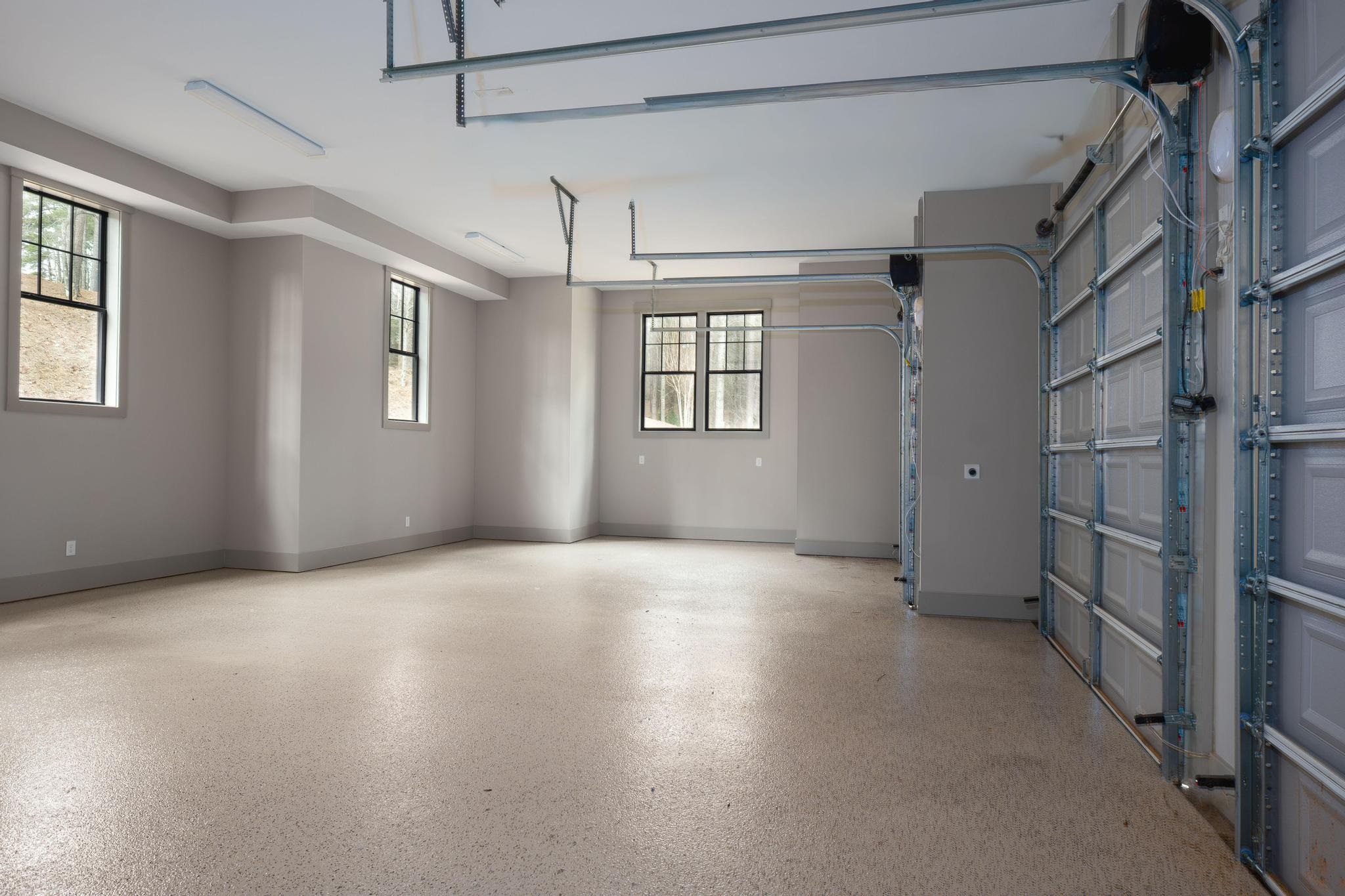 1010 MONFORT COURT image 37