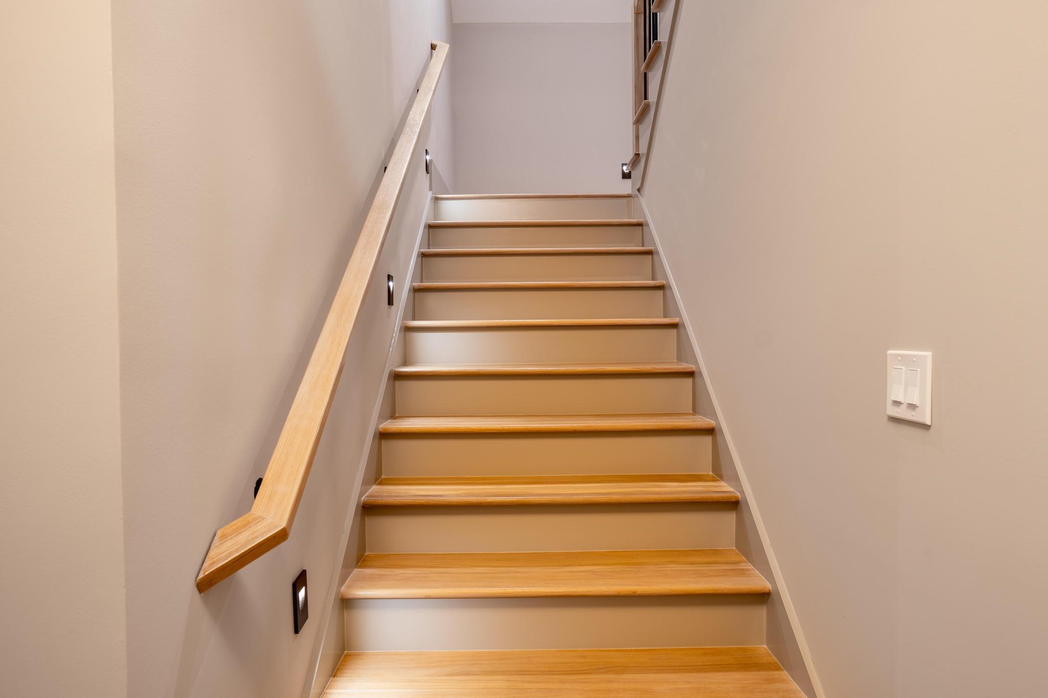 1010 MONFORT COURT image 38