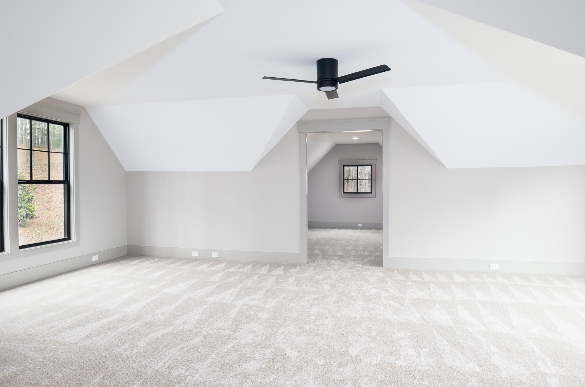 1010 MONFORT COURT image 39