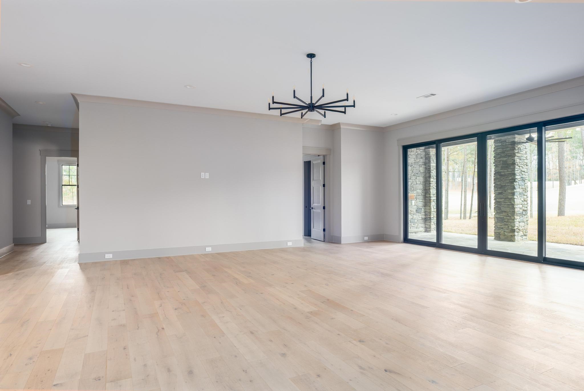 1010 MONFORT COURT image 40