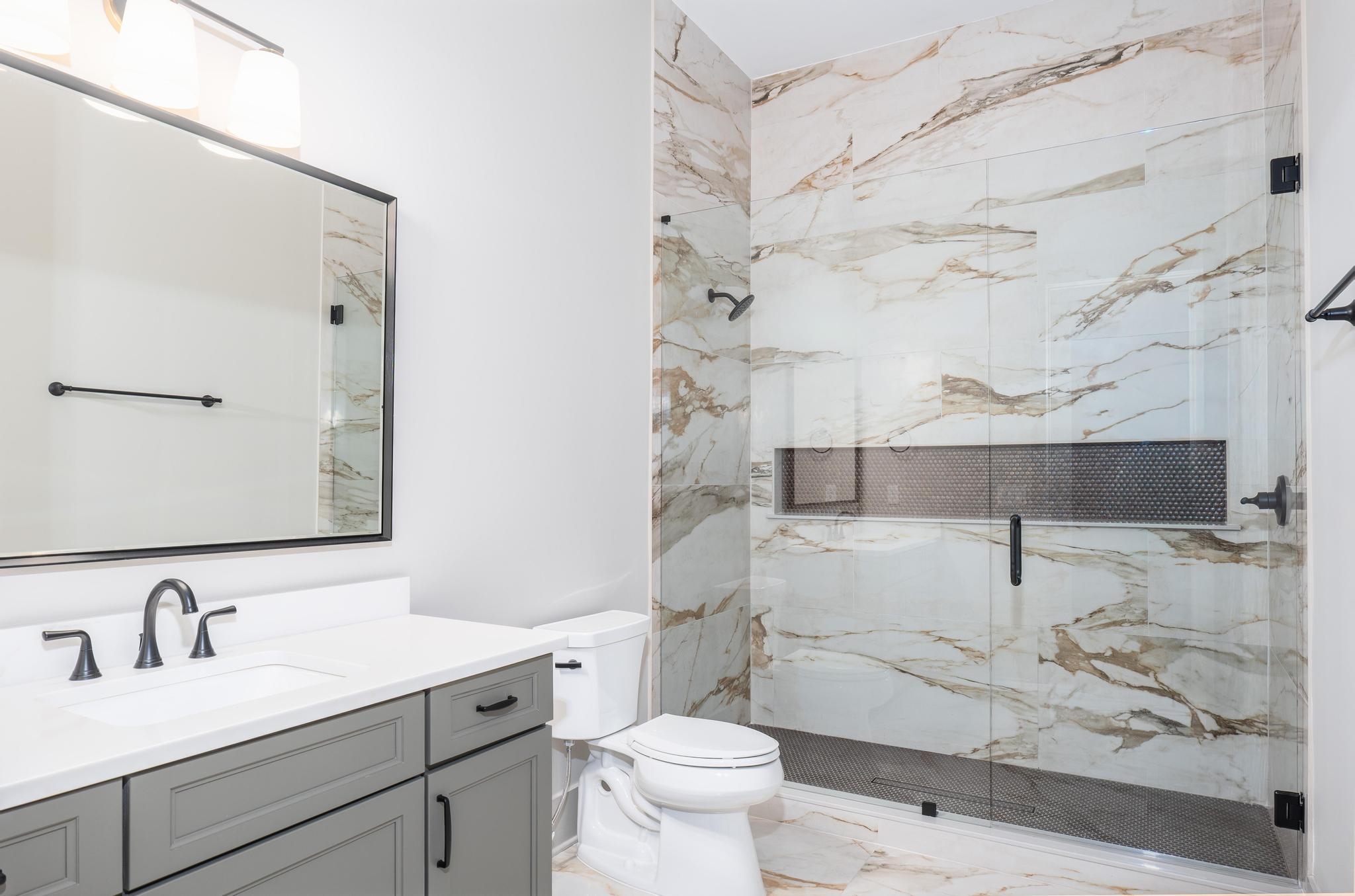 1010 MONFORT COURT image 53