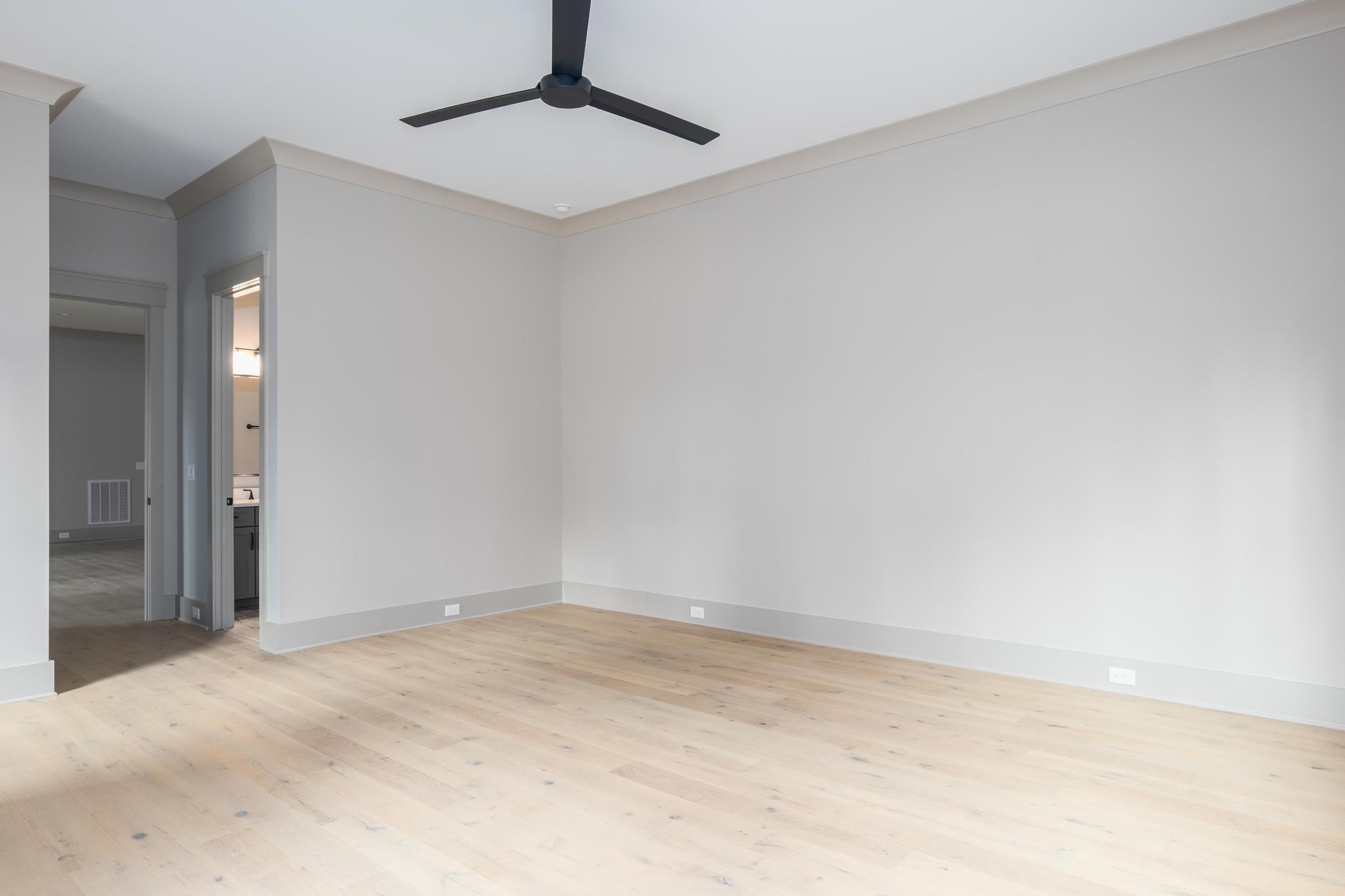 1010 MONFORT COURT image 55