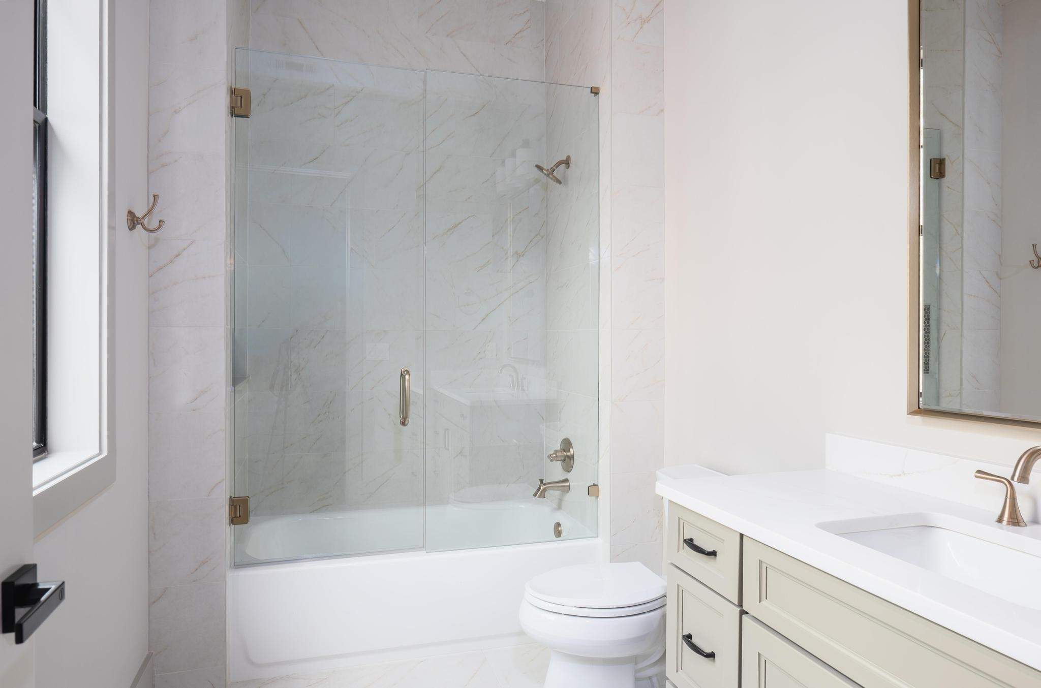 1010 MONFORT COURT image 56