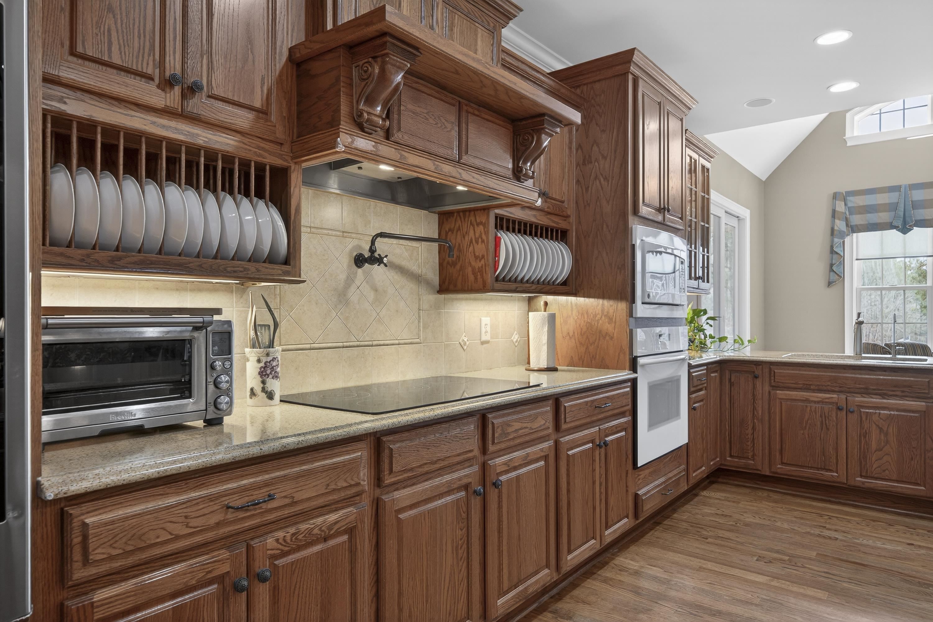 1020 BROADSWORD BAY image 16