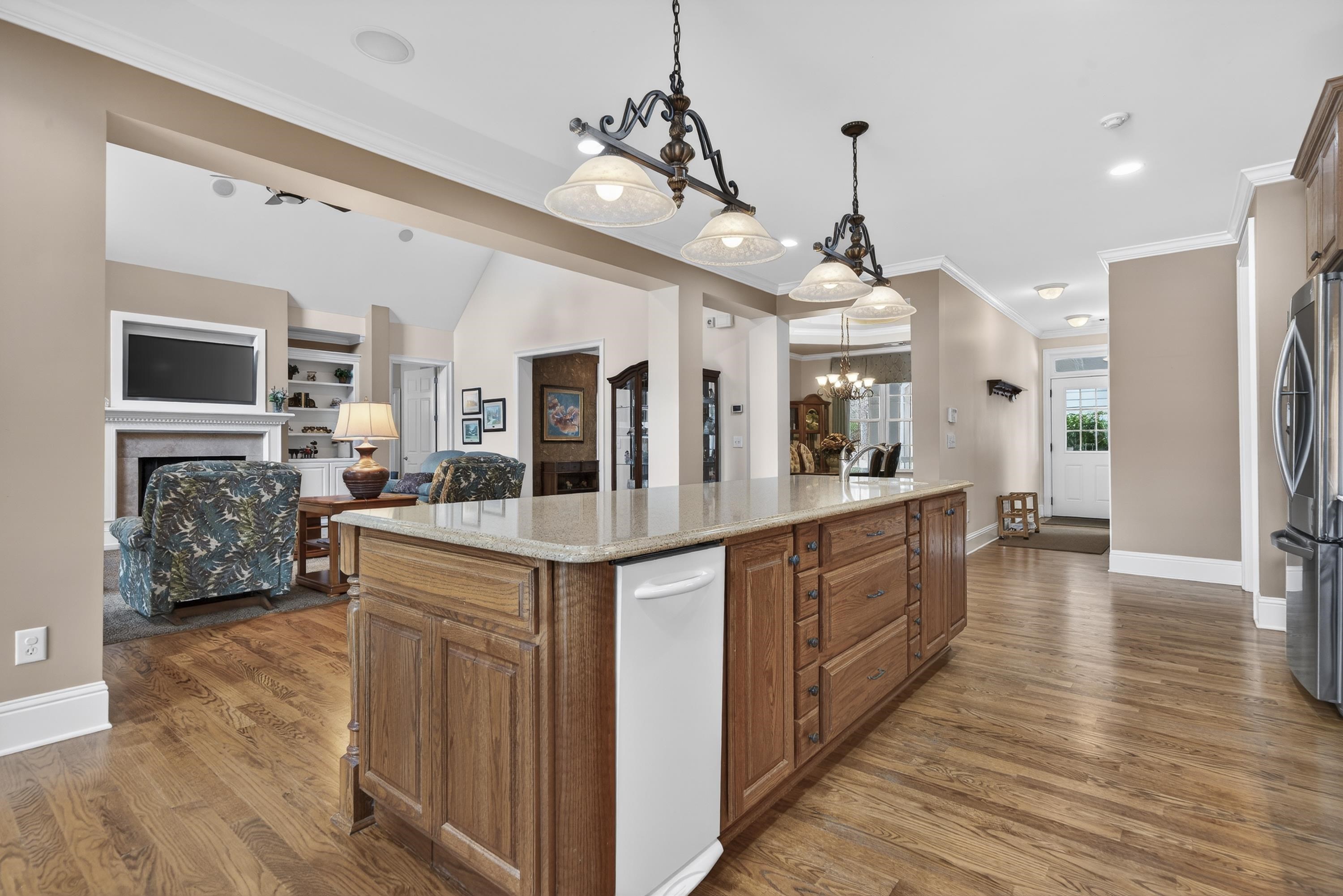 1020 BROADSWORD BAY image 17