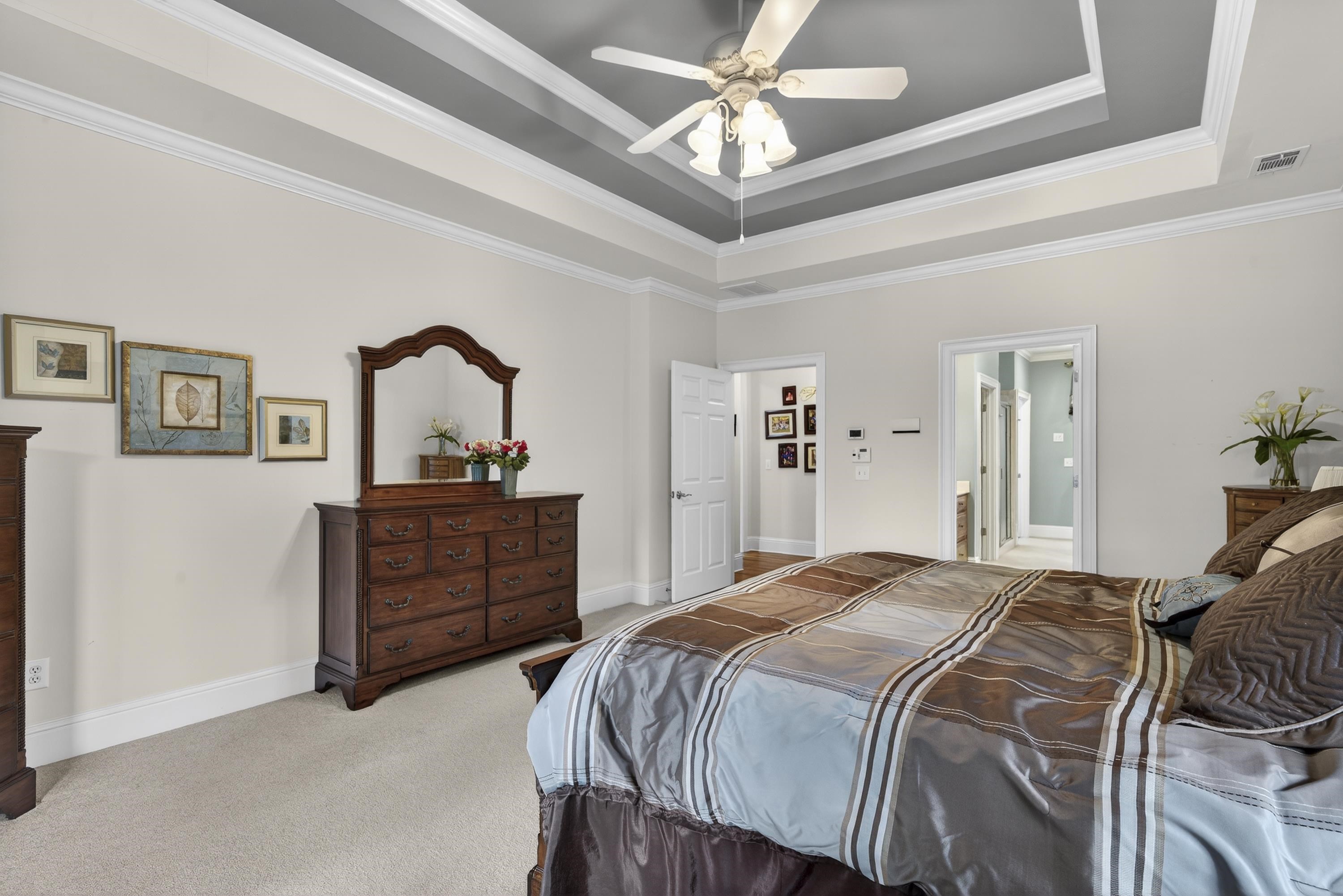 1020 BROADSWORD BAY image 31