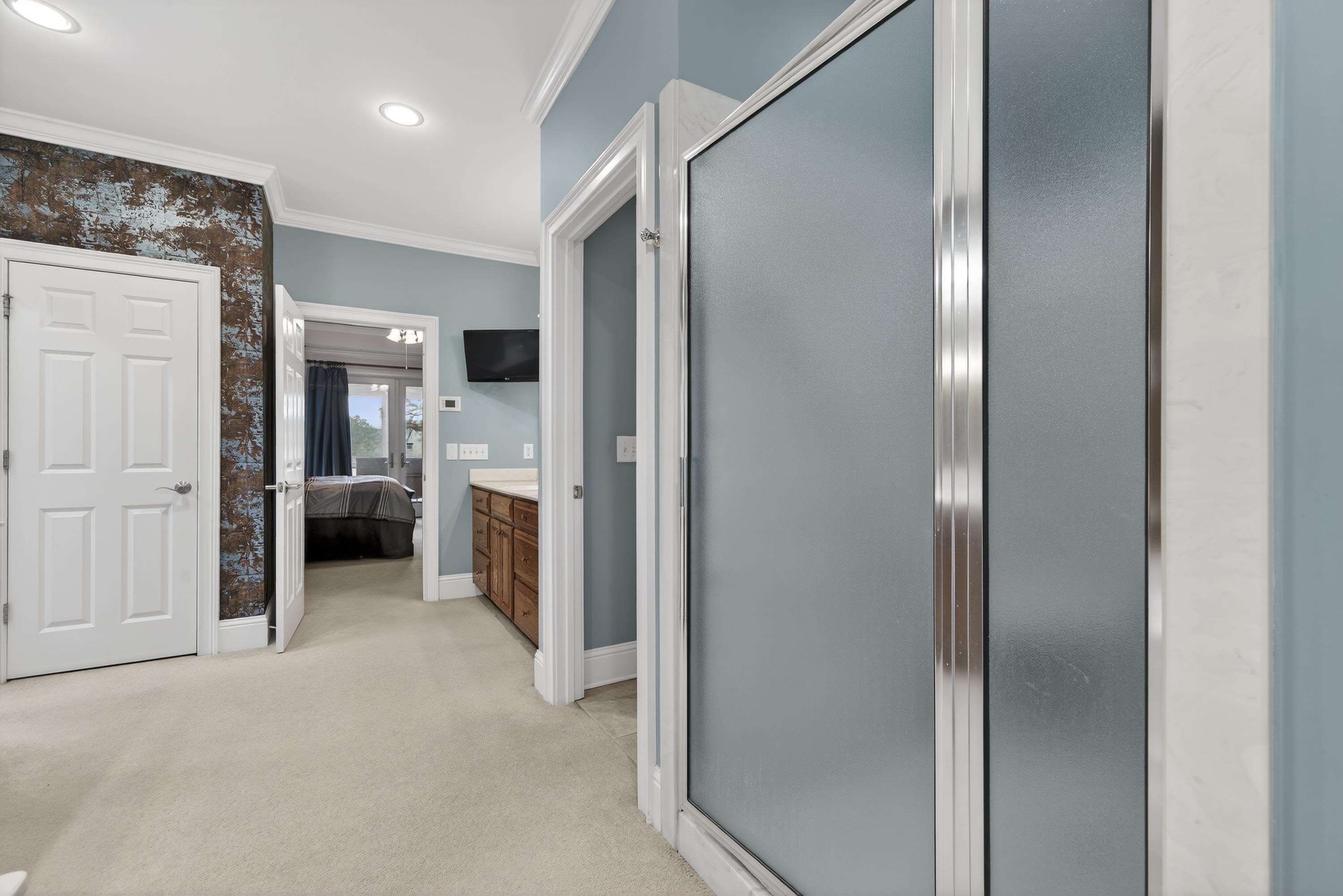 1020 BROADSWORD BAY image 35