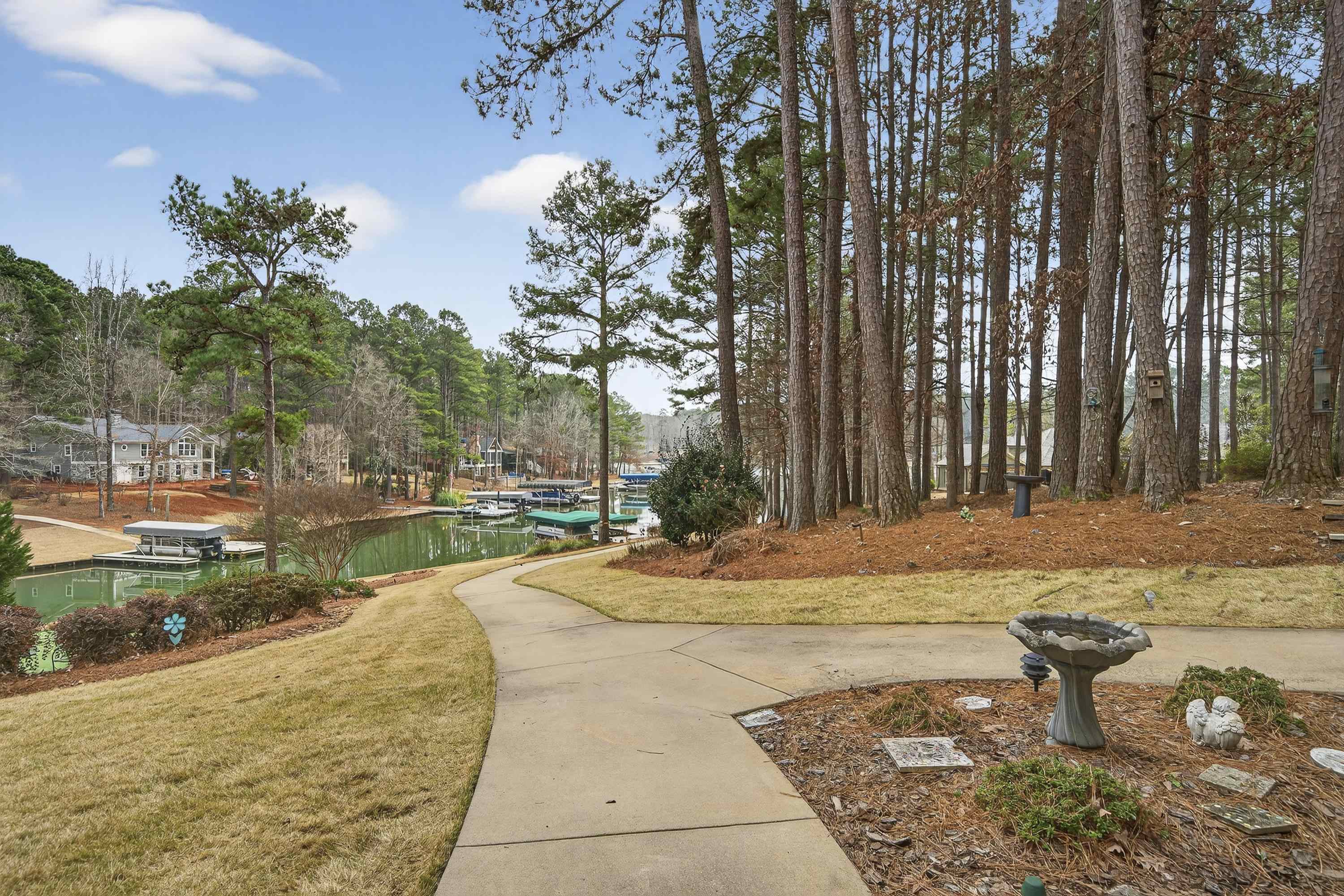 1020 BROADSWORD BAY image 70