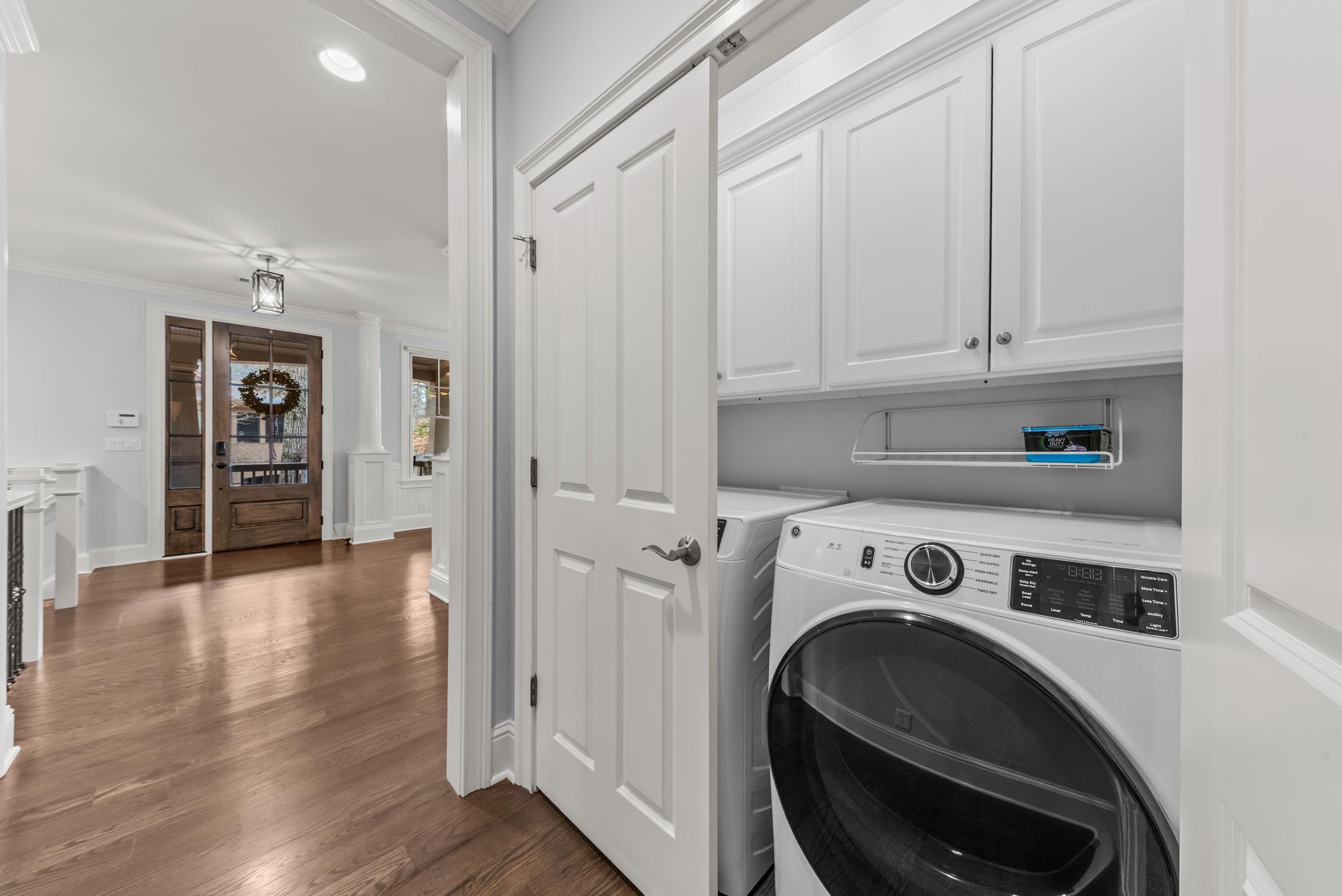 1050 REUBENS COURT image 26