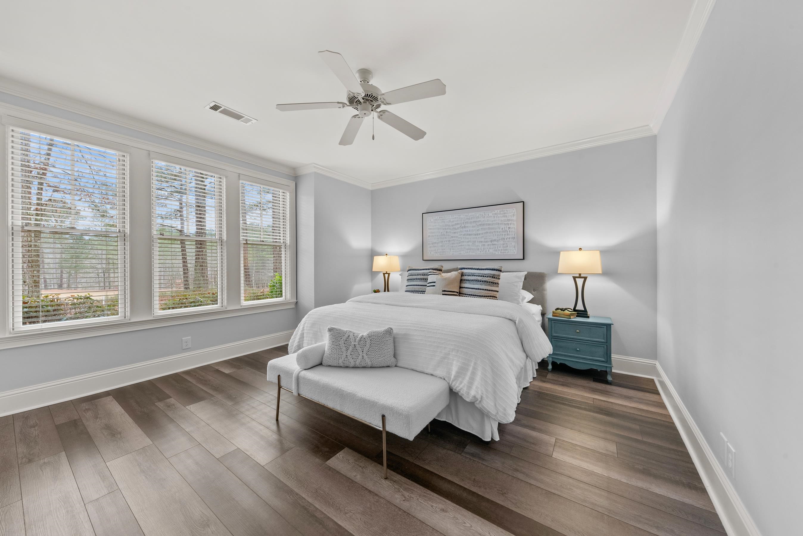 1050 REUBENS COURT image 34