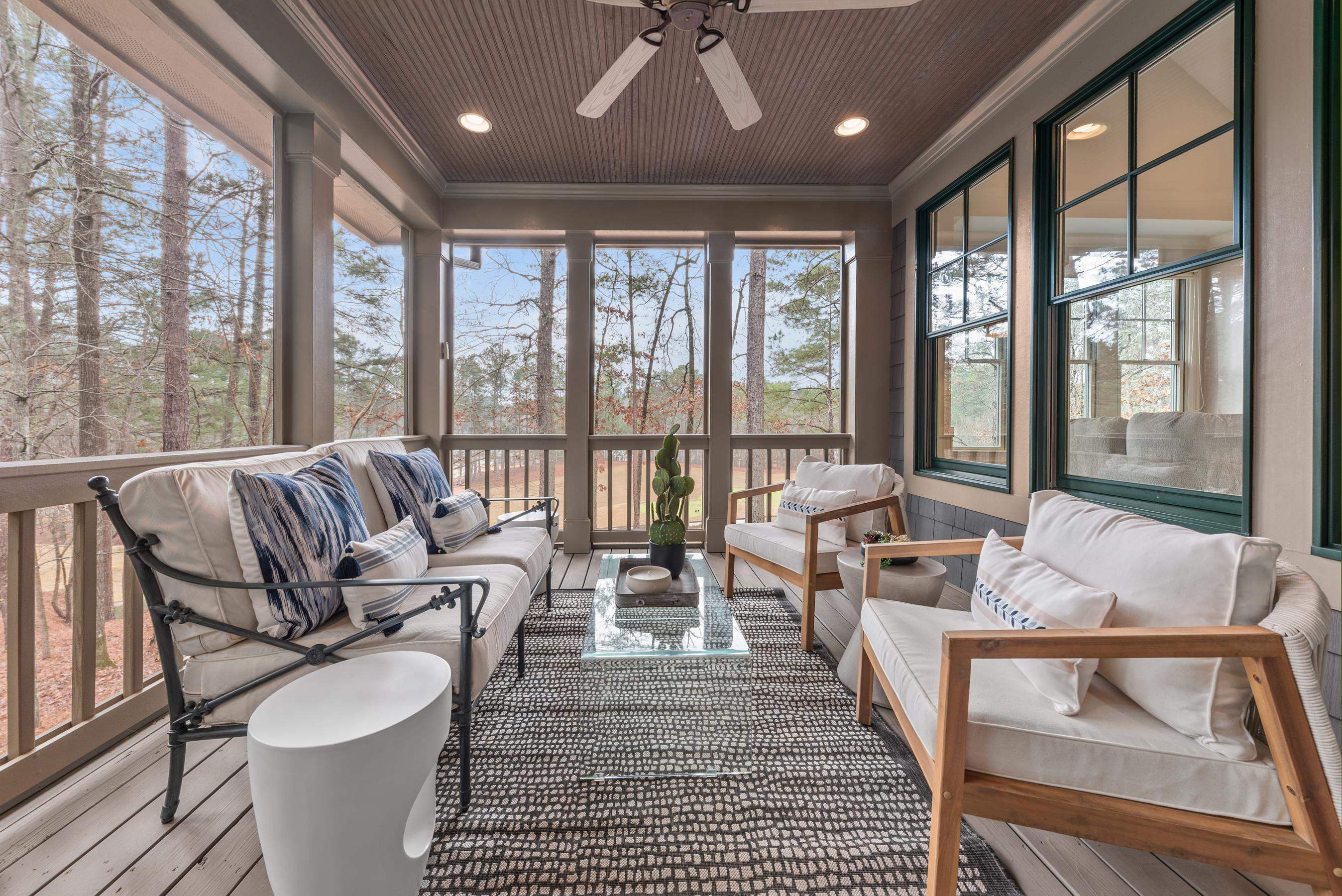 1050 REUBENS COURT image 37