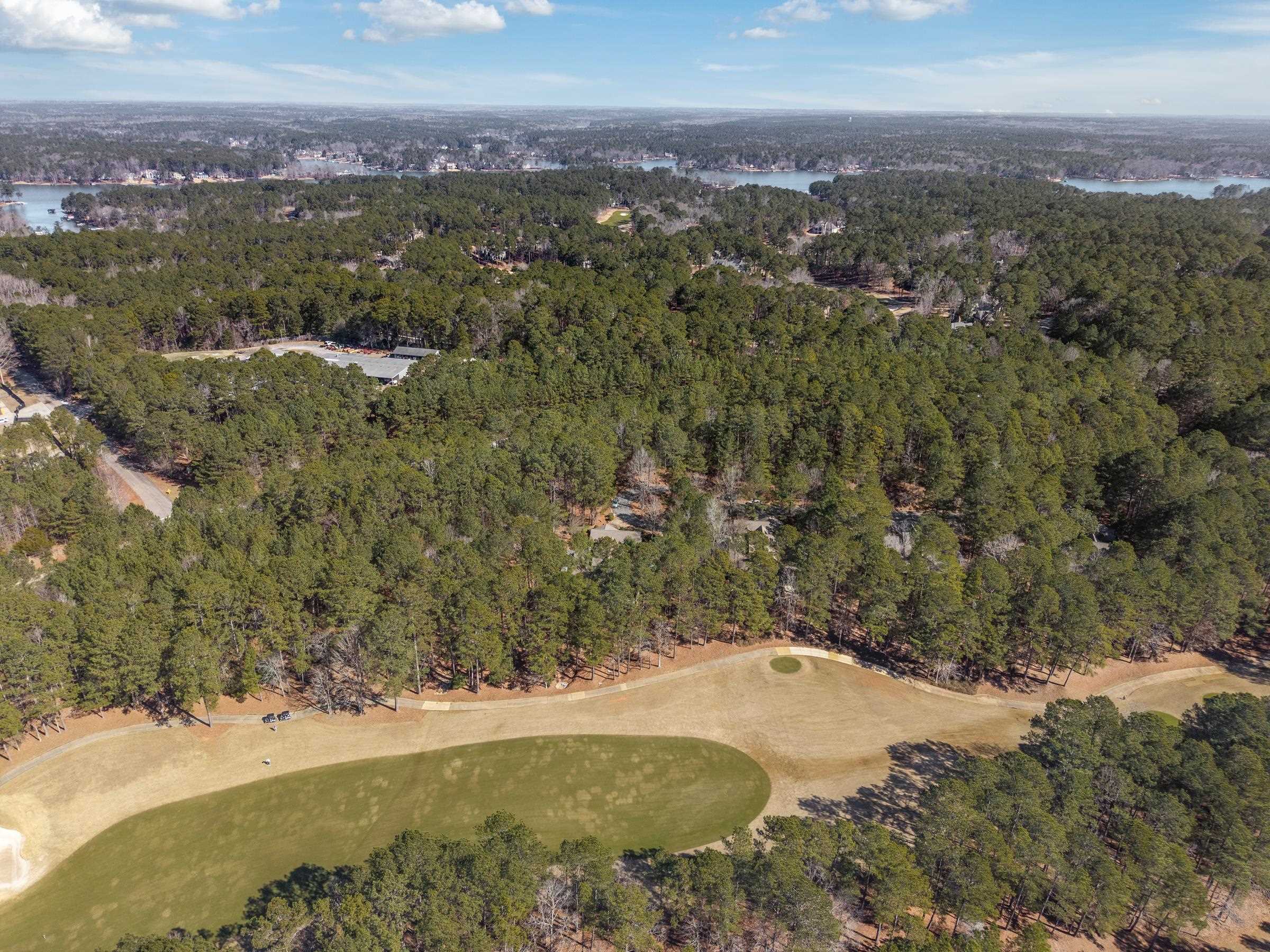 1050 REUBENS COURT image 6