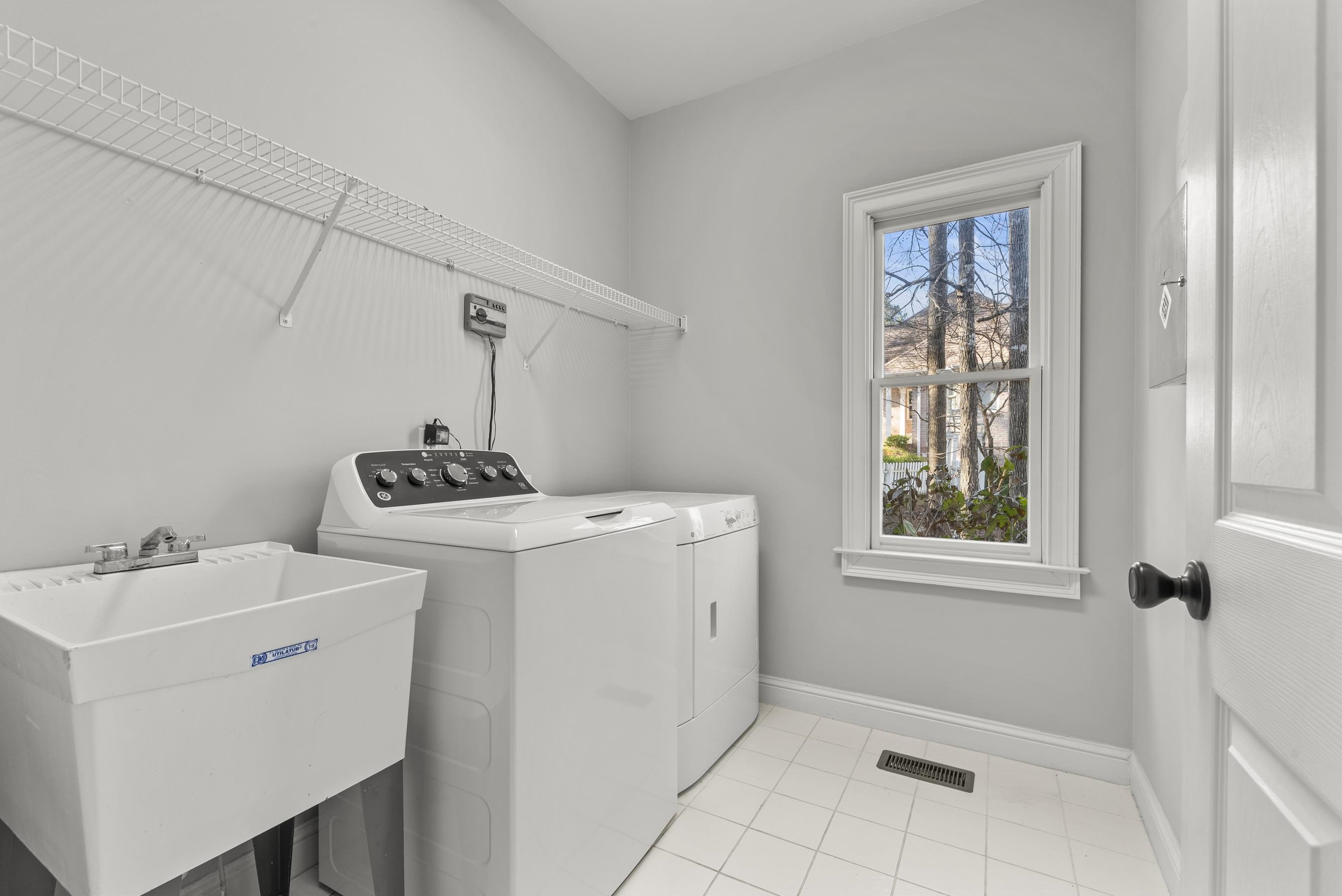 2030 GARNERS FERRY image 34