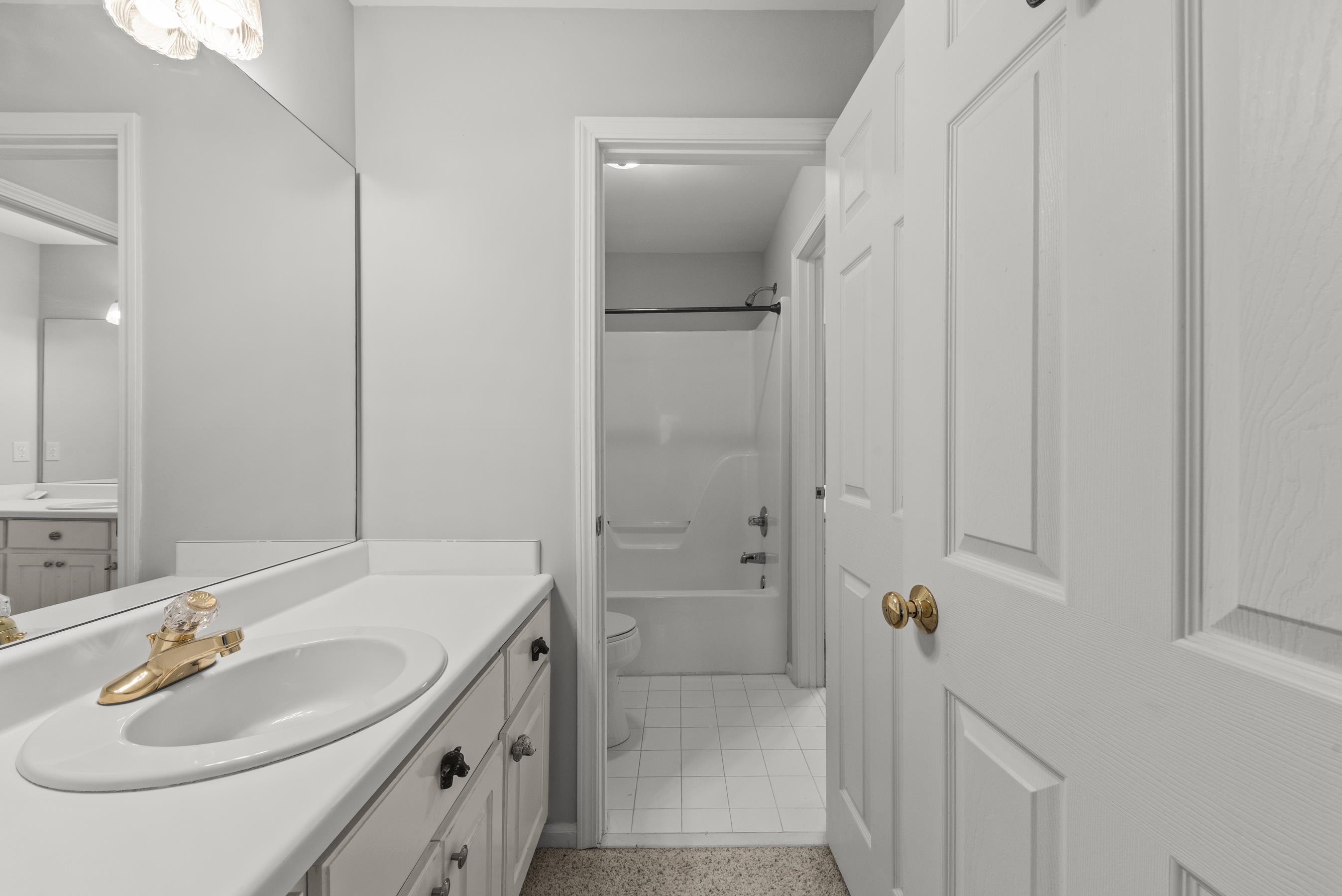 2030 GARNERS FERRY image 43