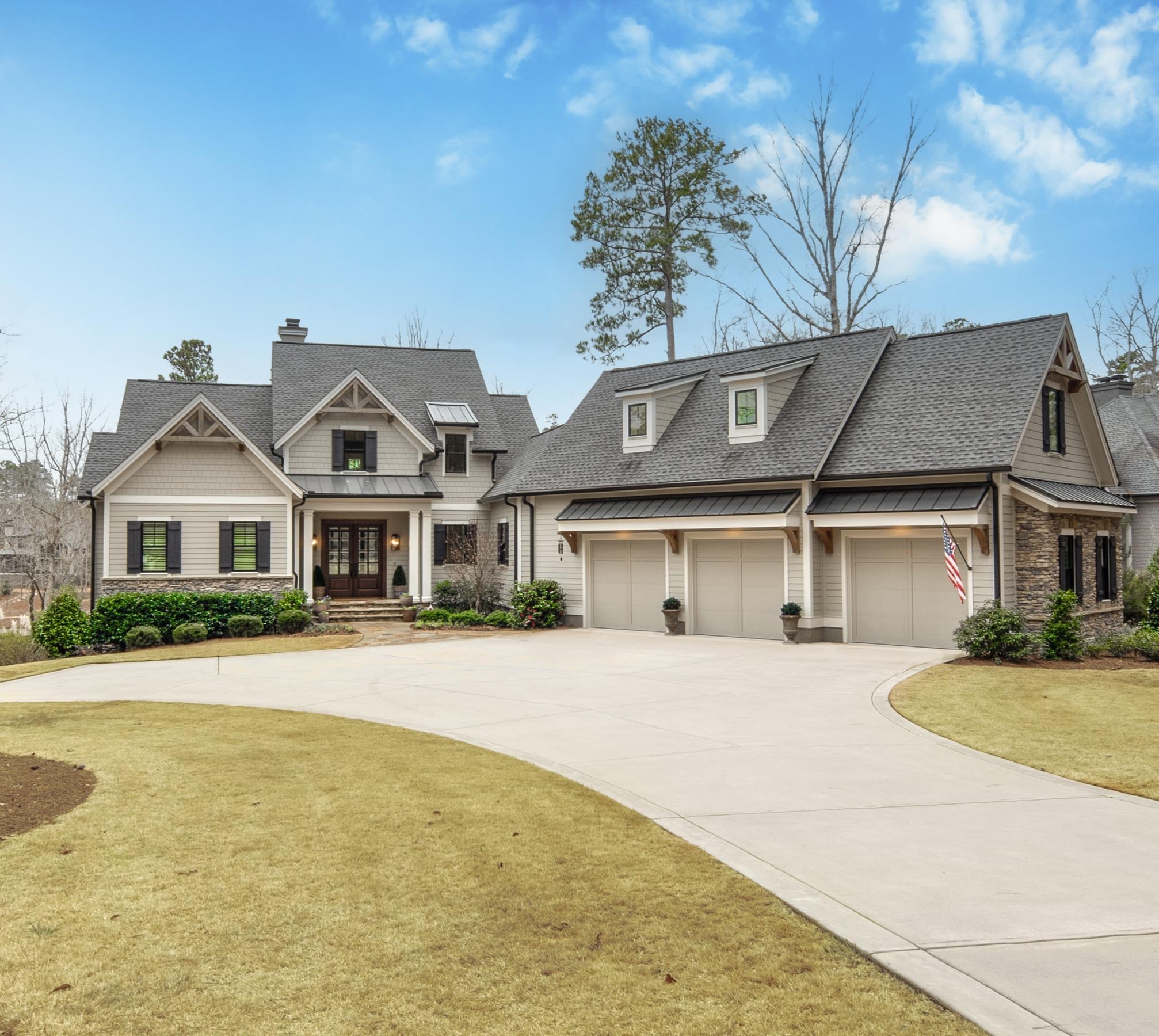 1041 HOLTS FERRY image 3