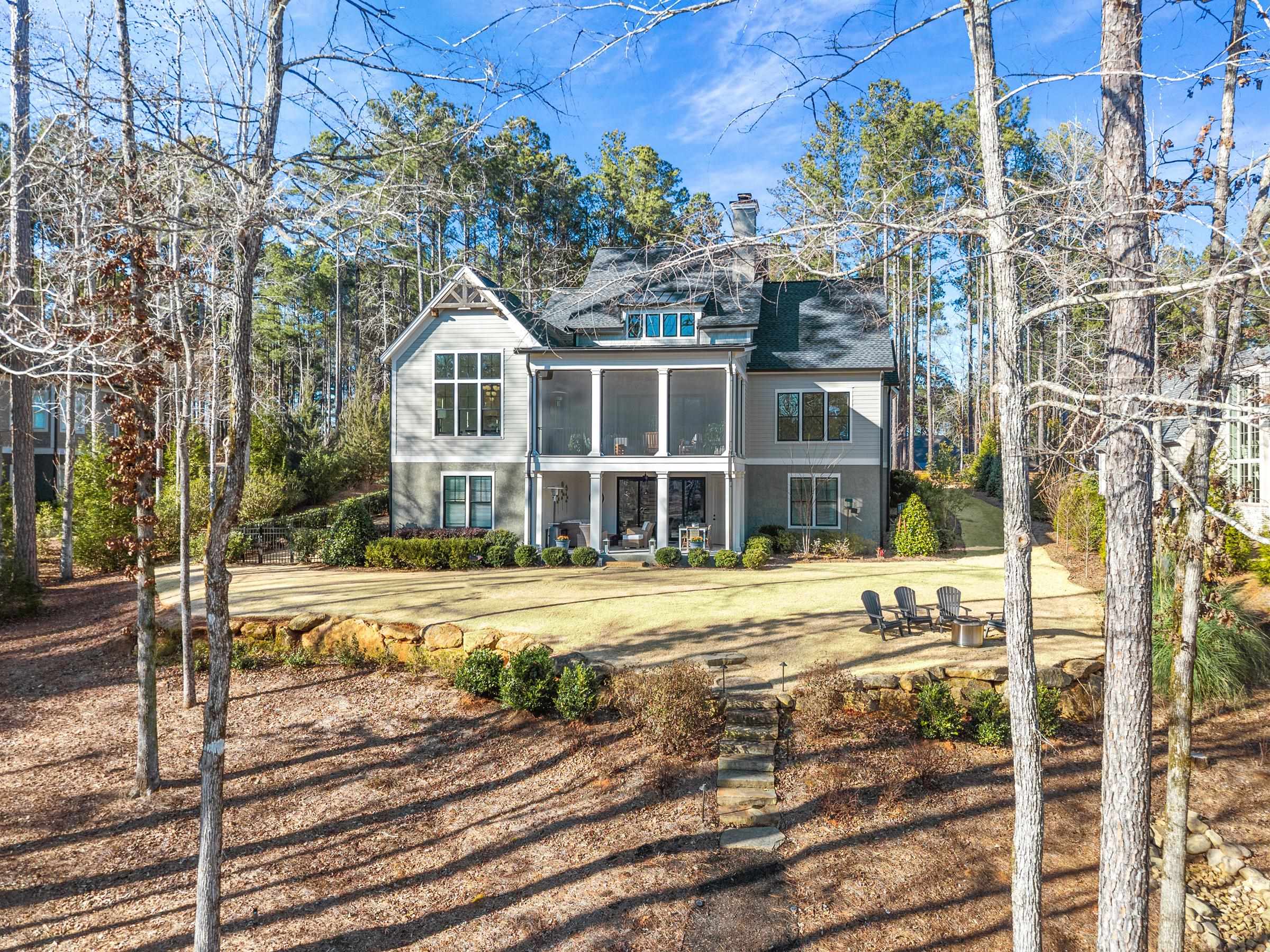 1041 HOLTS FERRY image 52