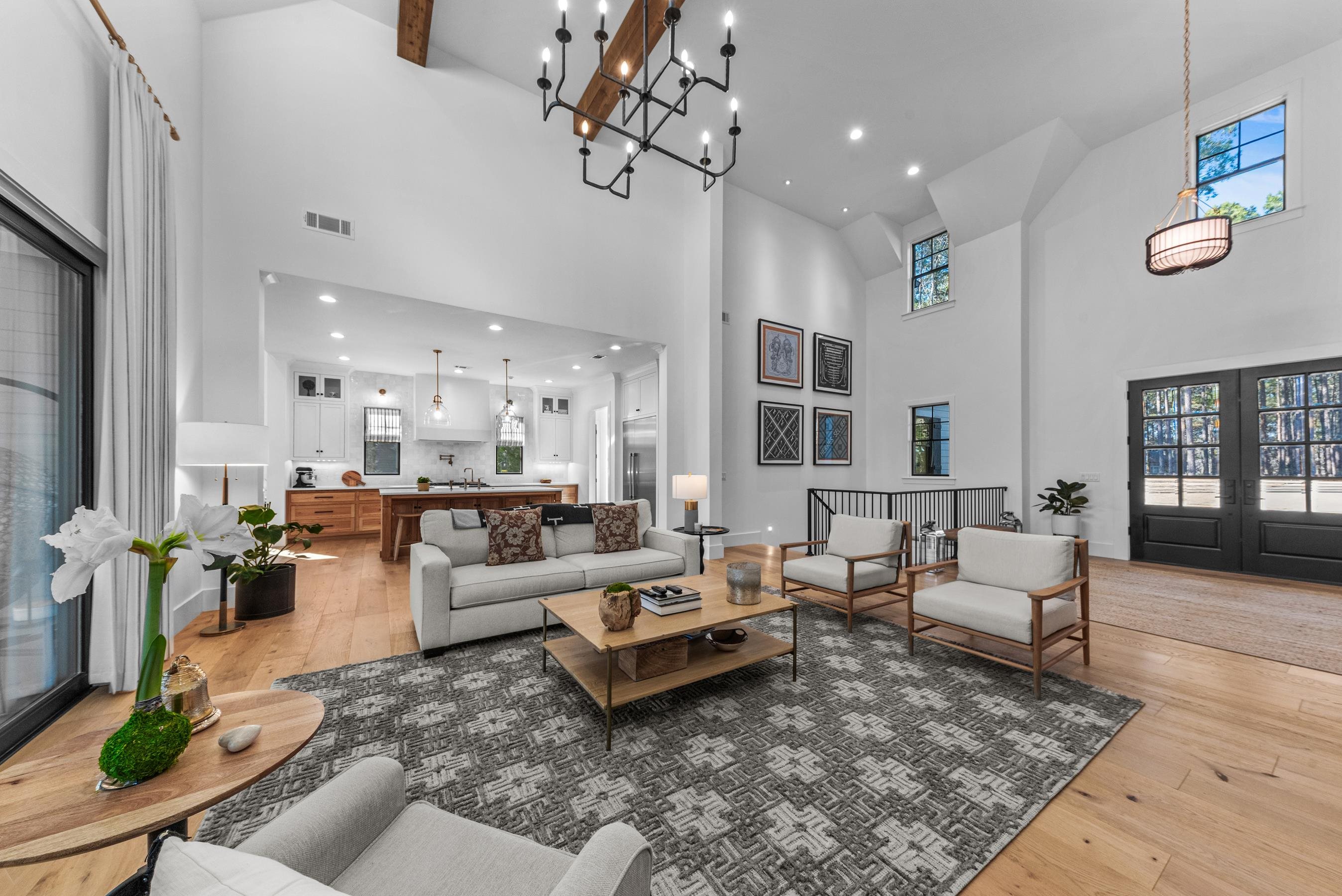 1041 HOLTS FERRY image 10