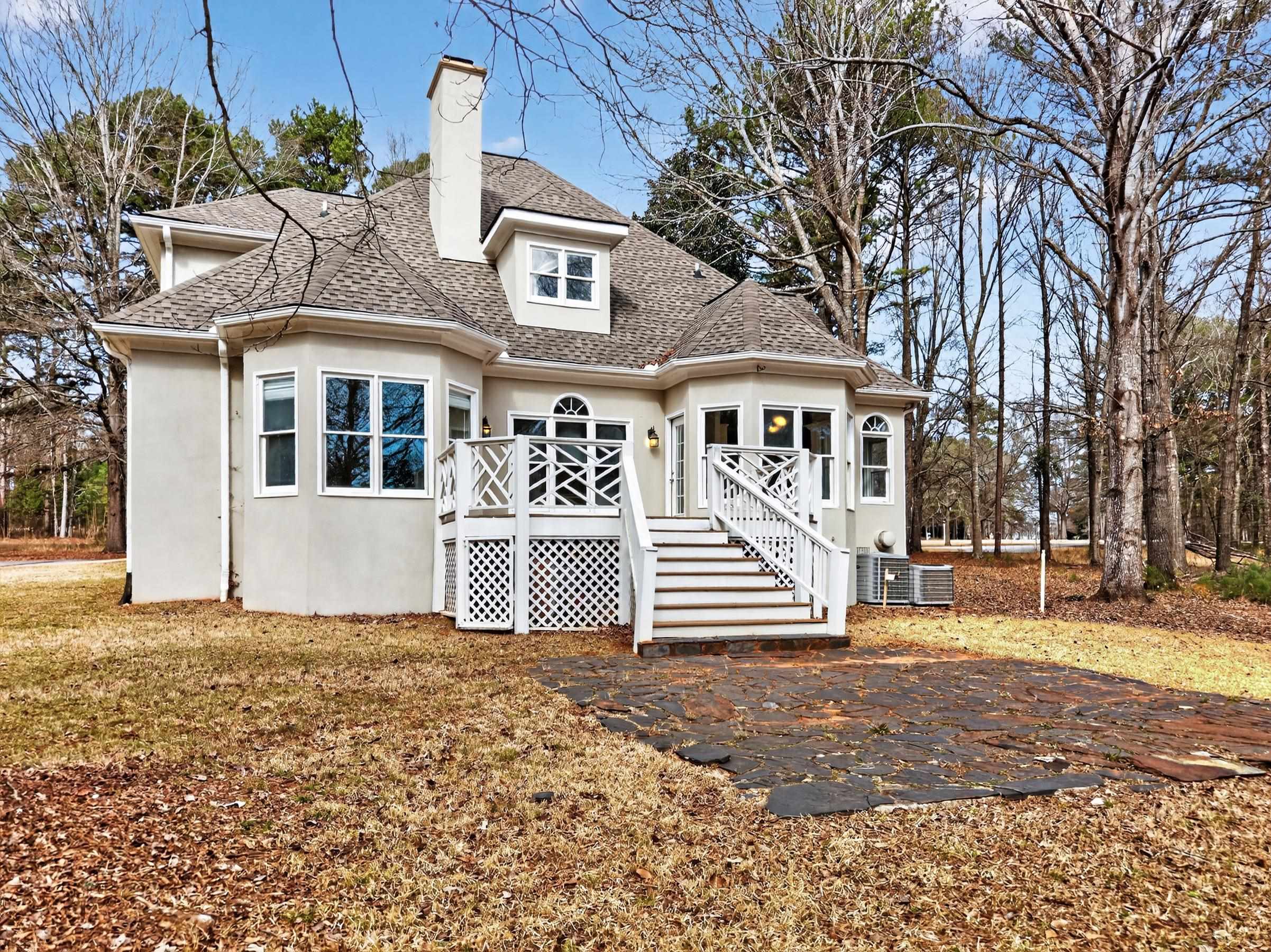 107 MILLPOND LANE image 2