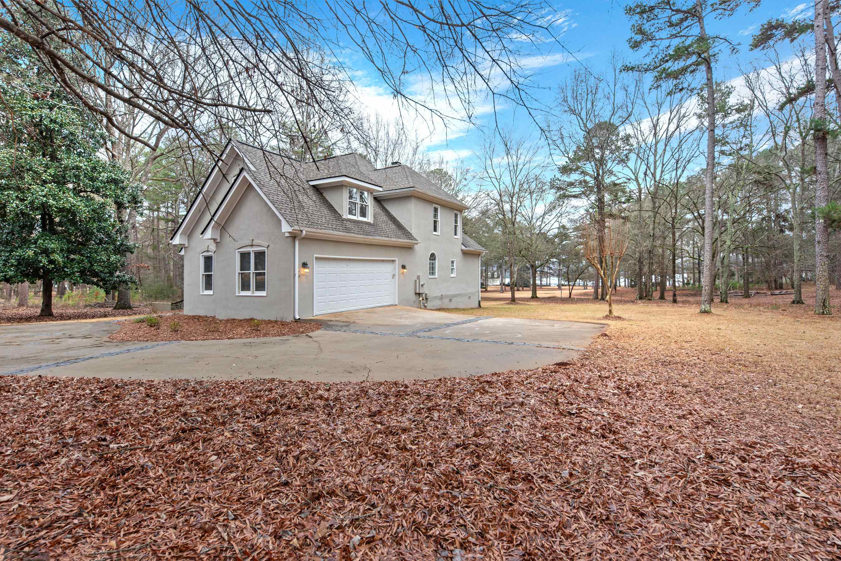 107 MILLPOND LANE image 46