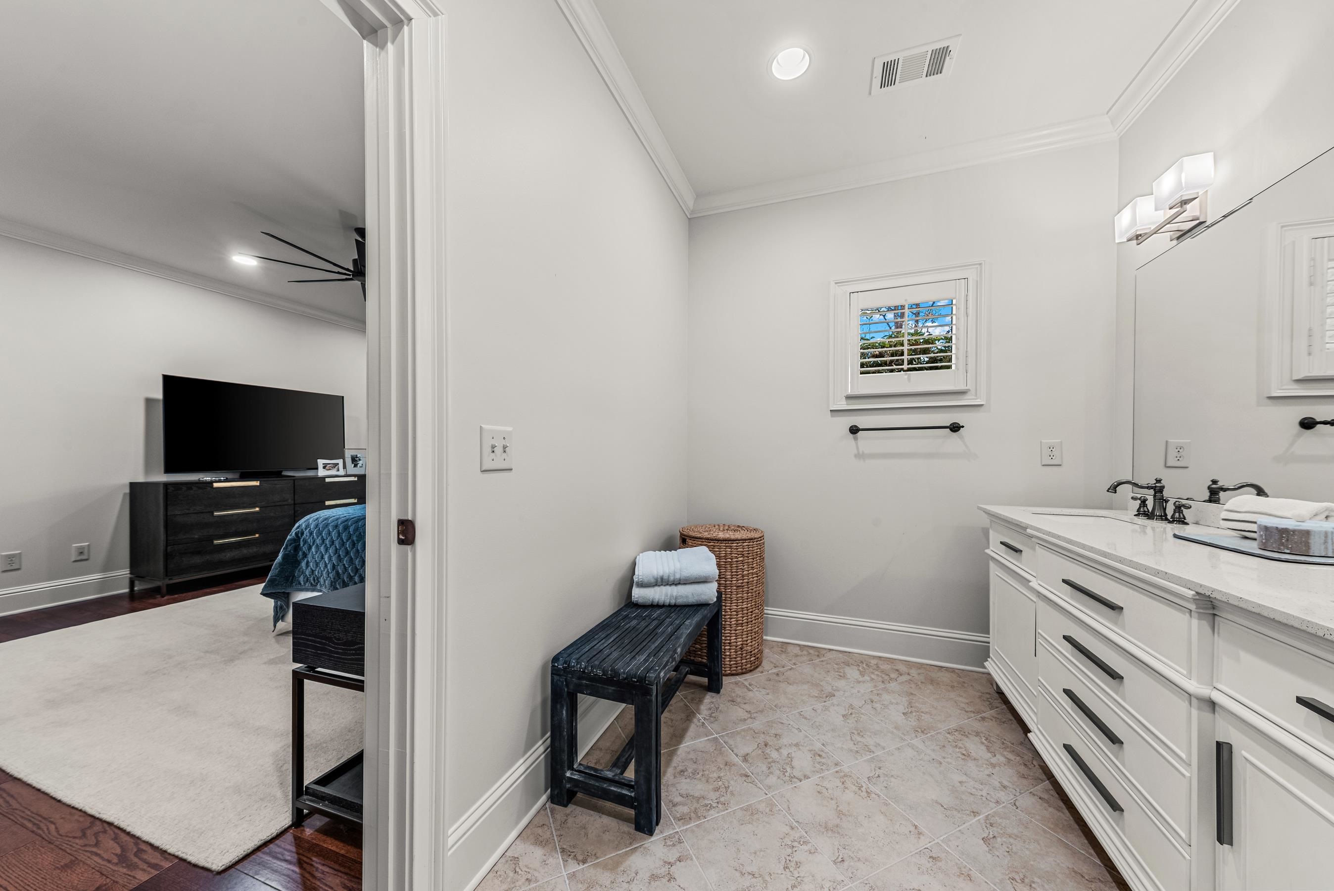 1020 LIBERTY BLUFF LANE image 46