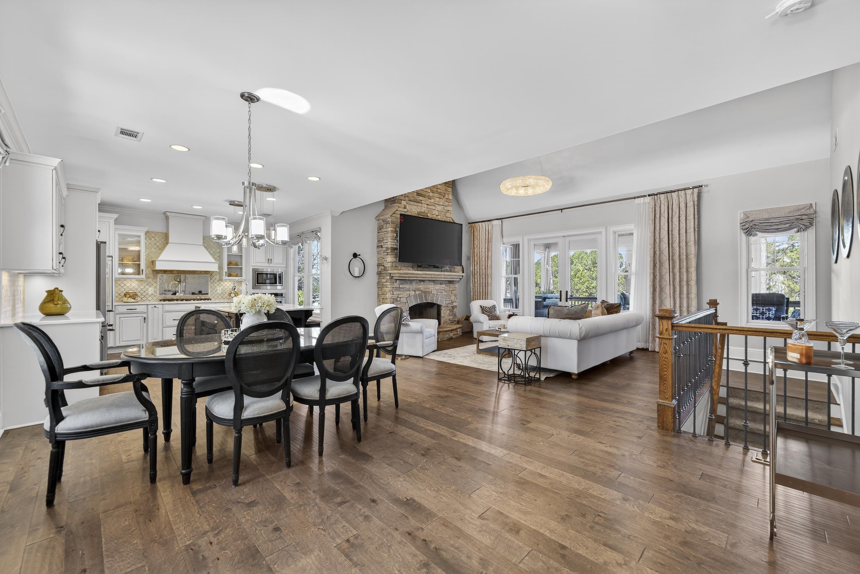 1071 GOLF VIEW LANE image 9