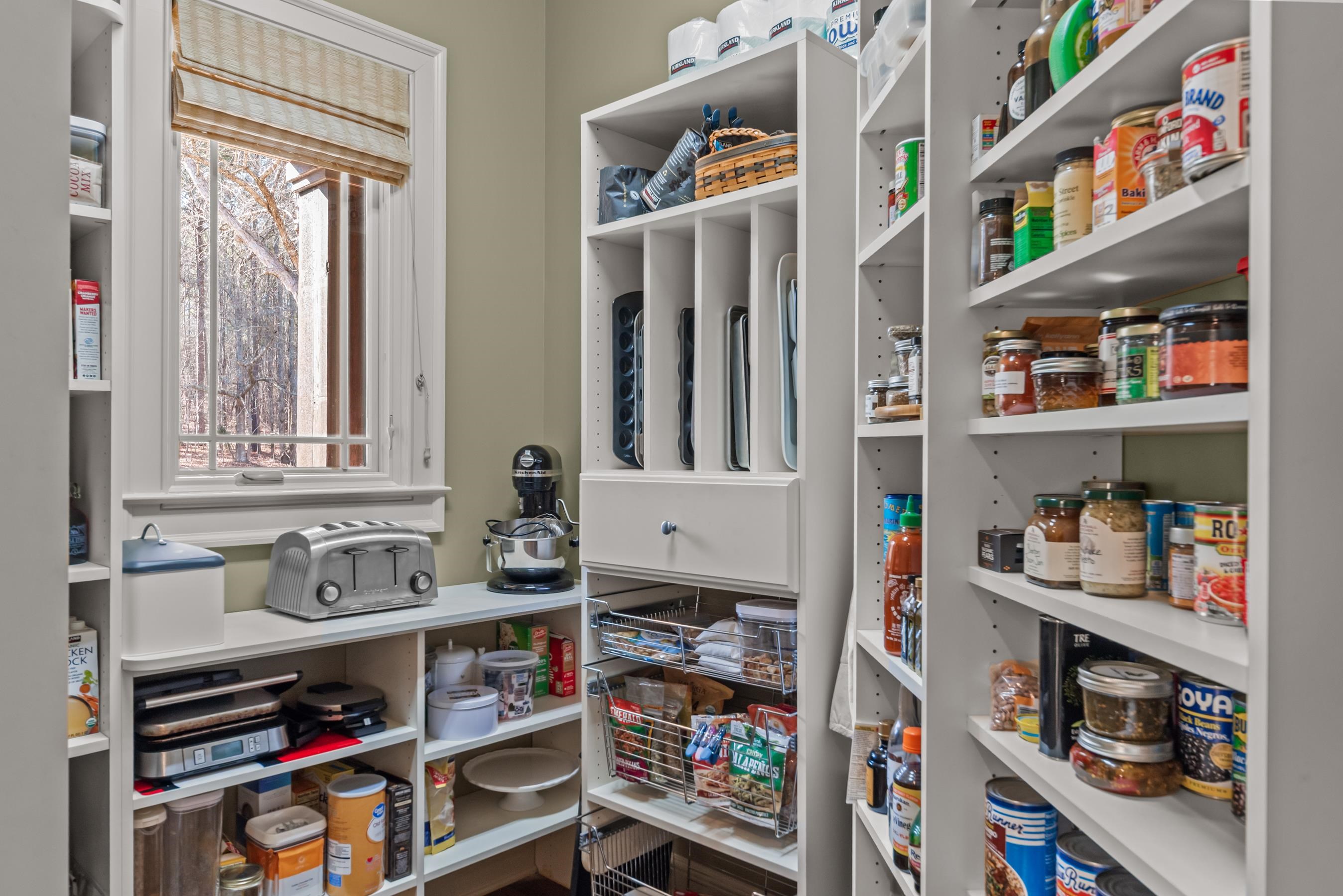 141 BROADLANDS DRIVE image 17