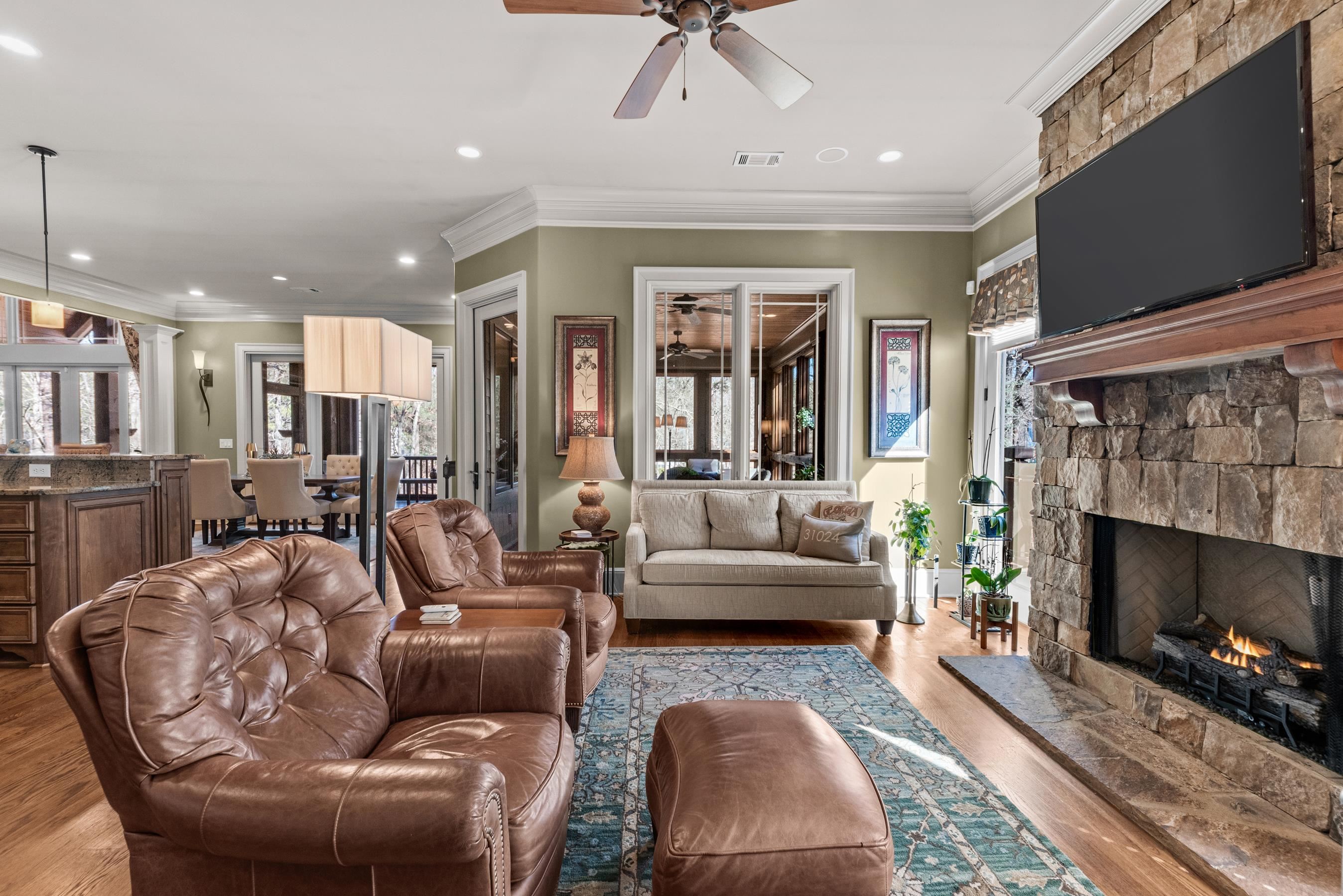 141 BROADLANDS DRIVE image 19