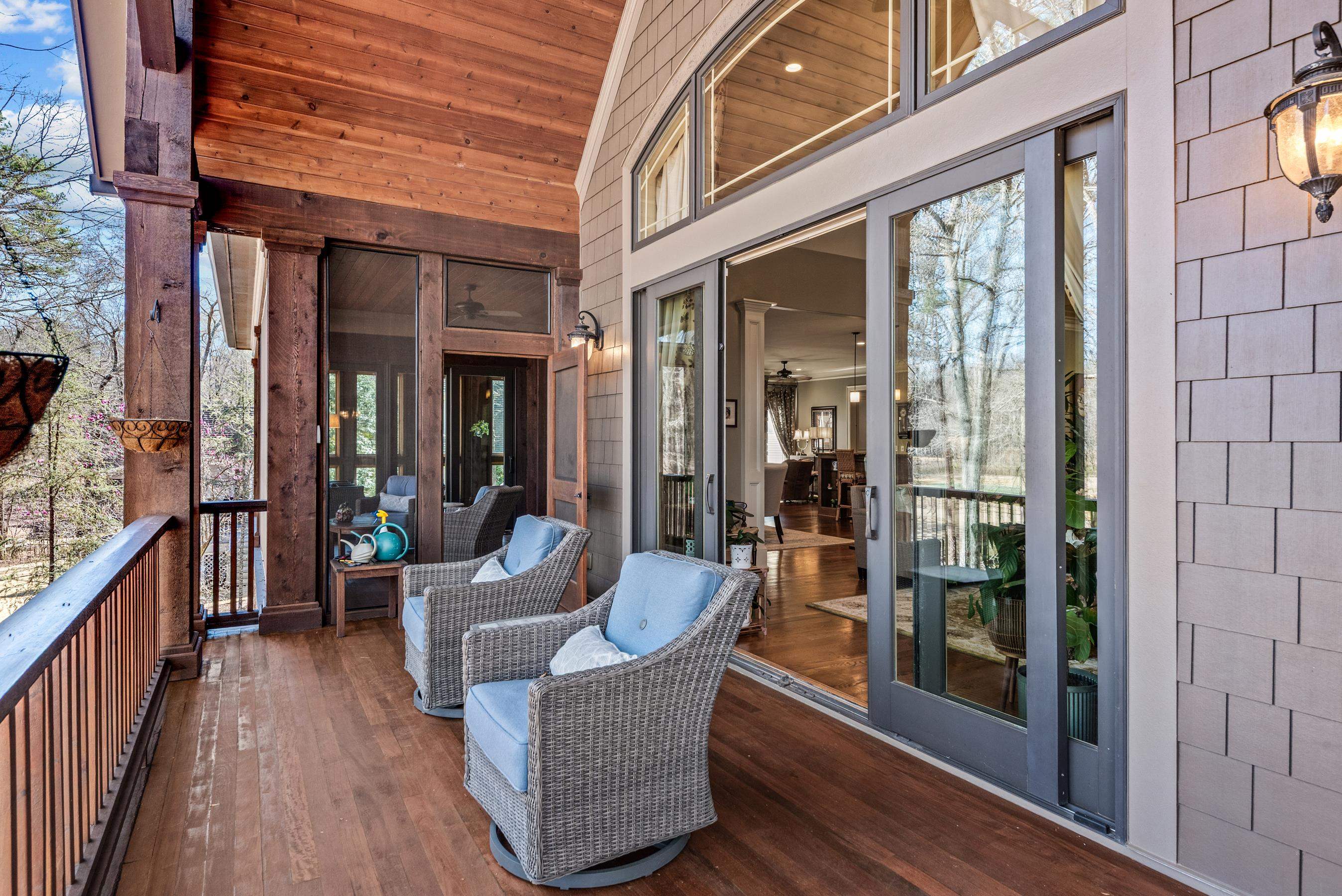 141 BROADLANDS DRIVE image 27