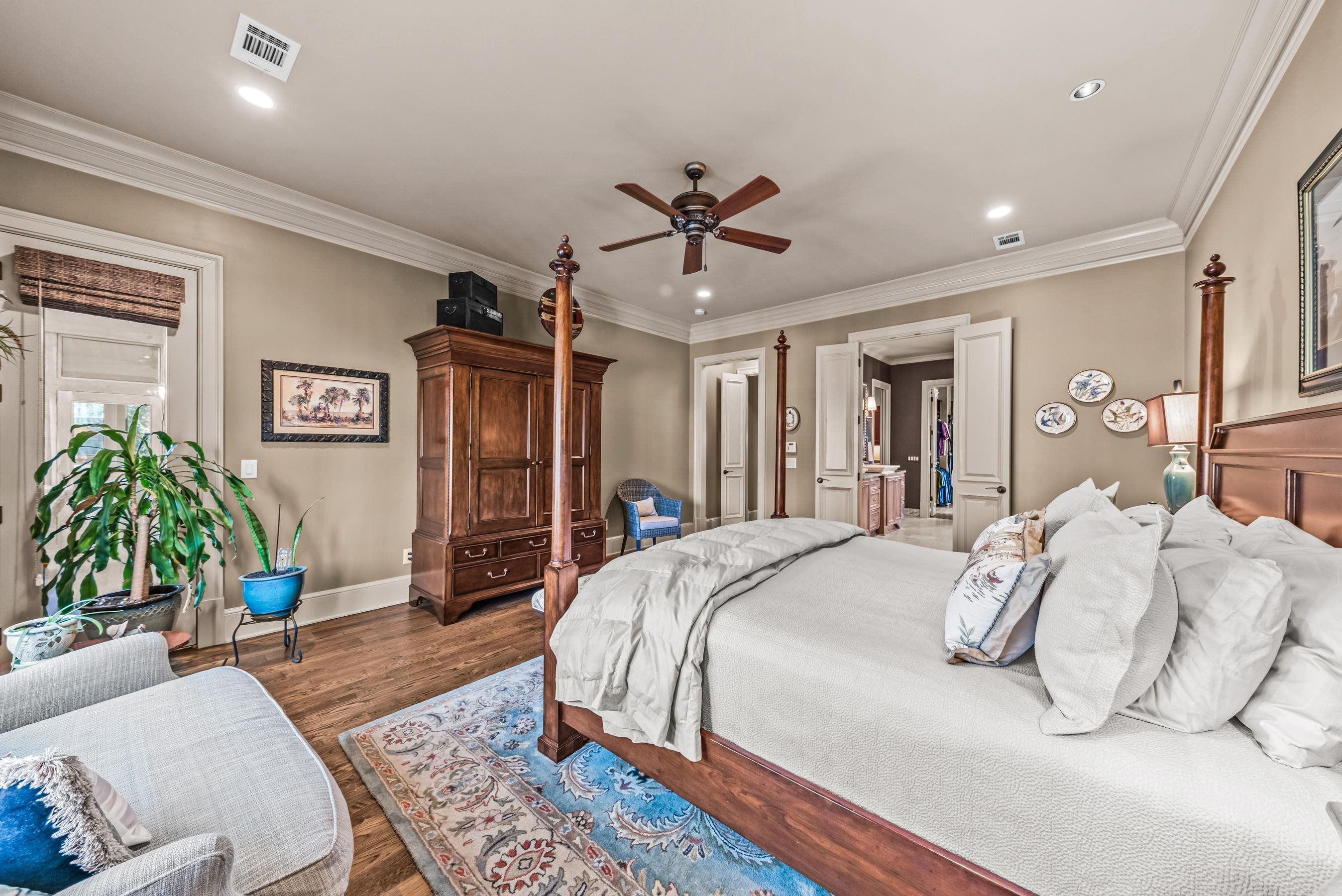 141 BROADLANDS DRIVE image 29