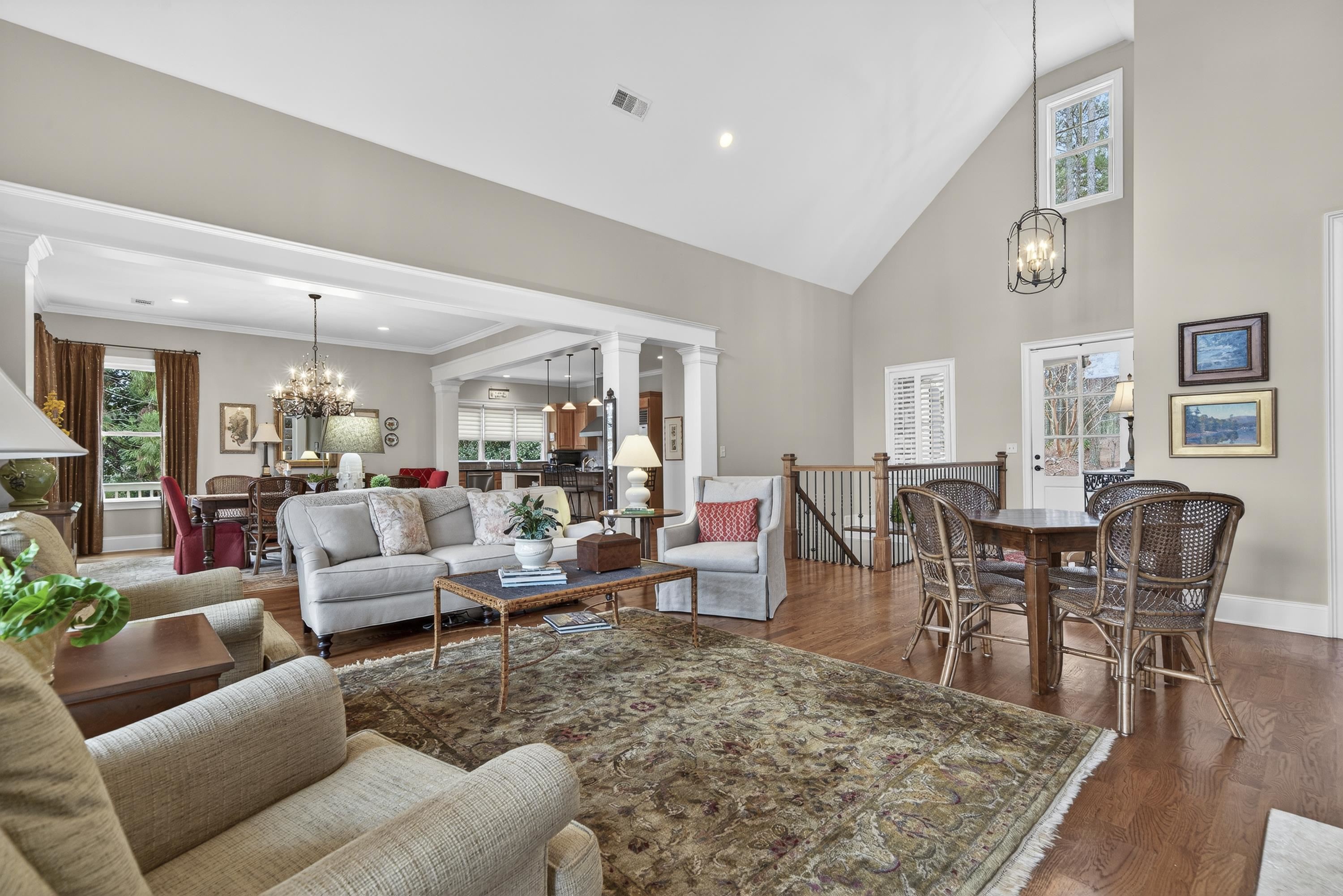 1050 CURTRIGHT PLACE image 19