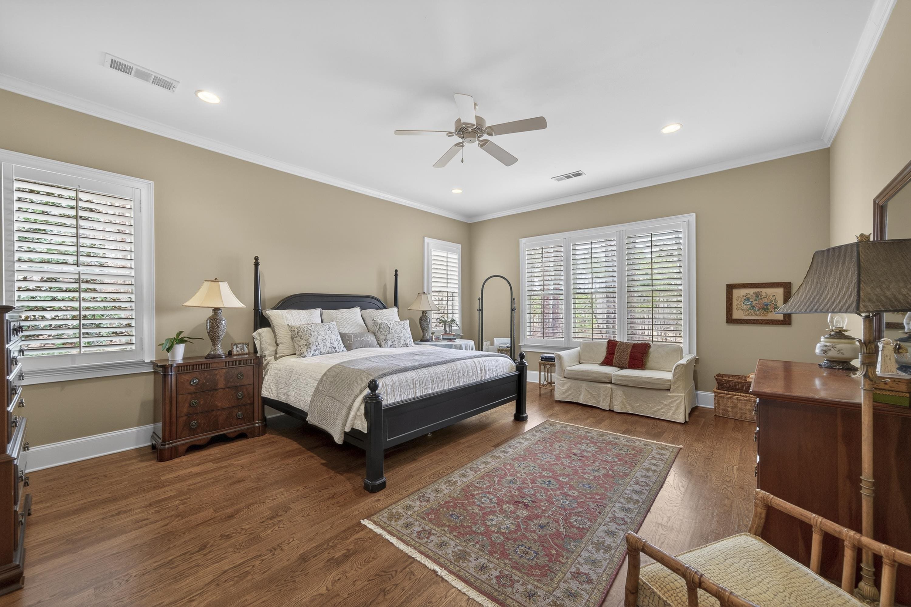 1050 CURTRIGHT PLACE image 43