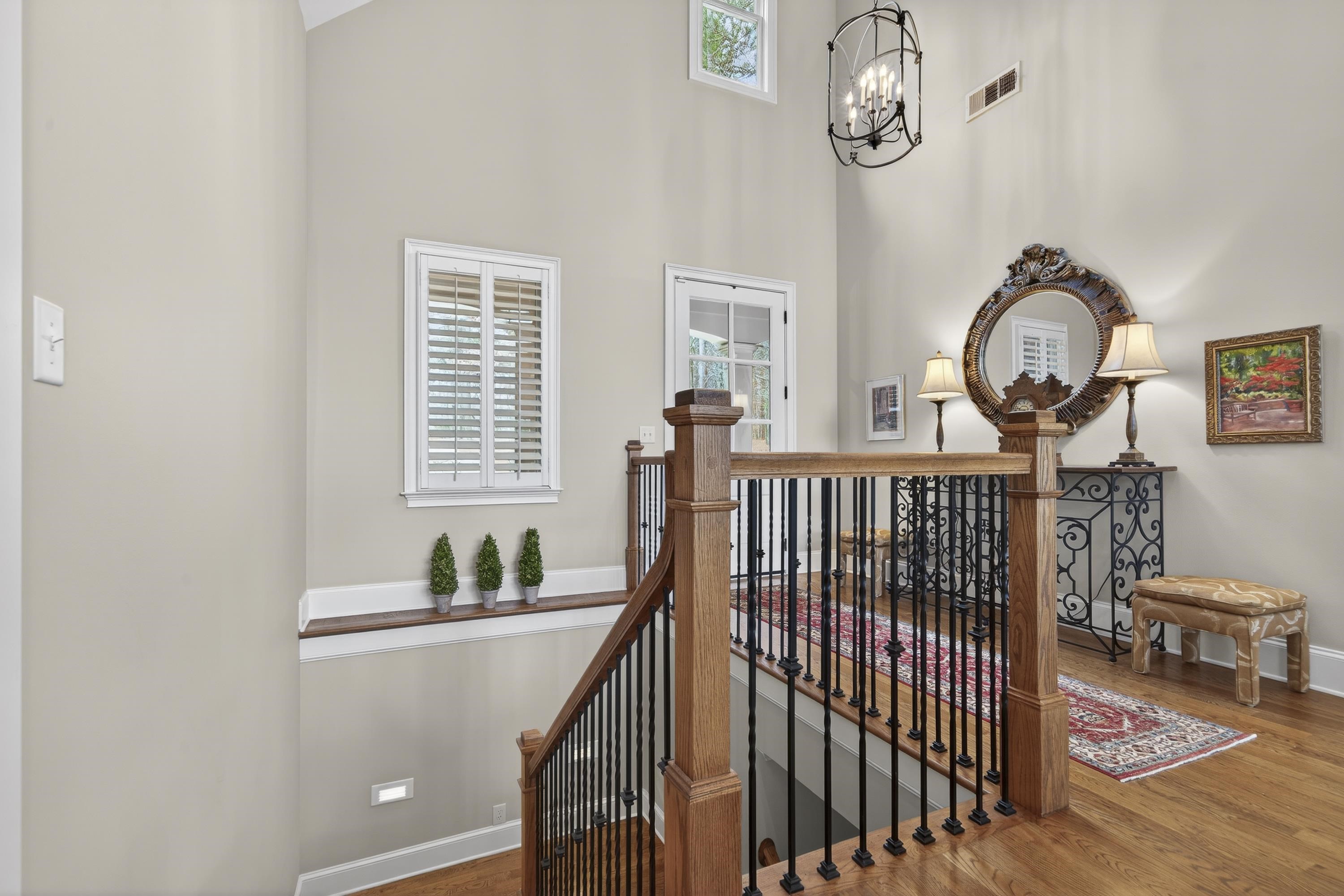 1050 CURTRIGHT PLACE image 50