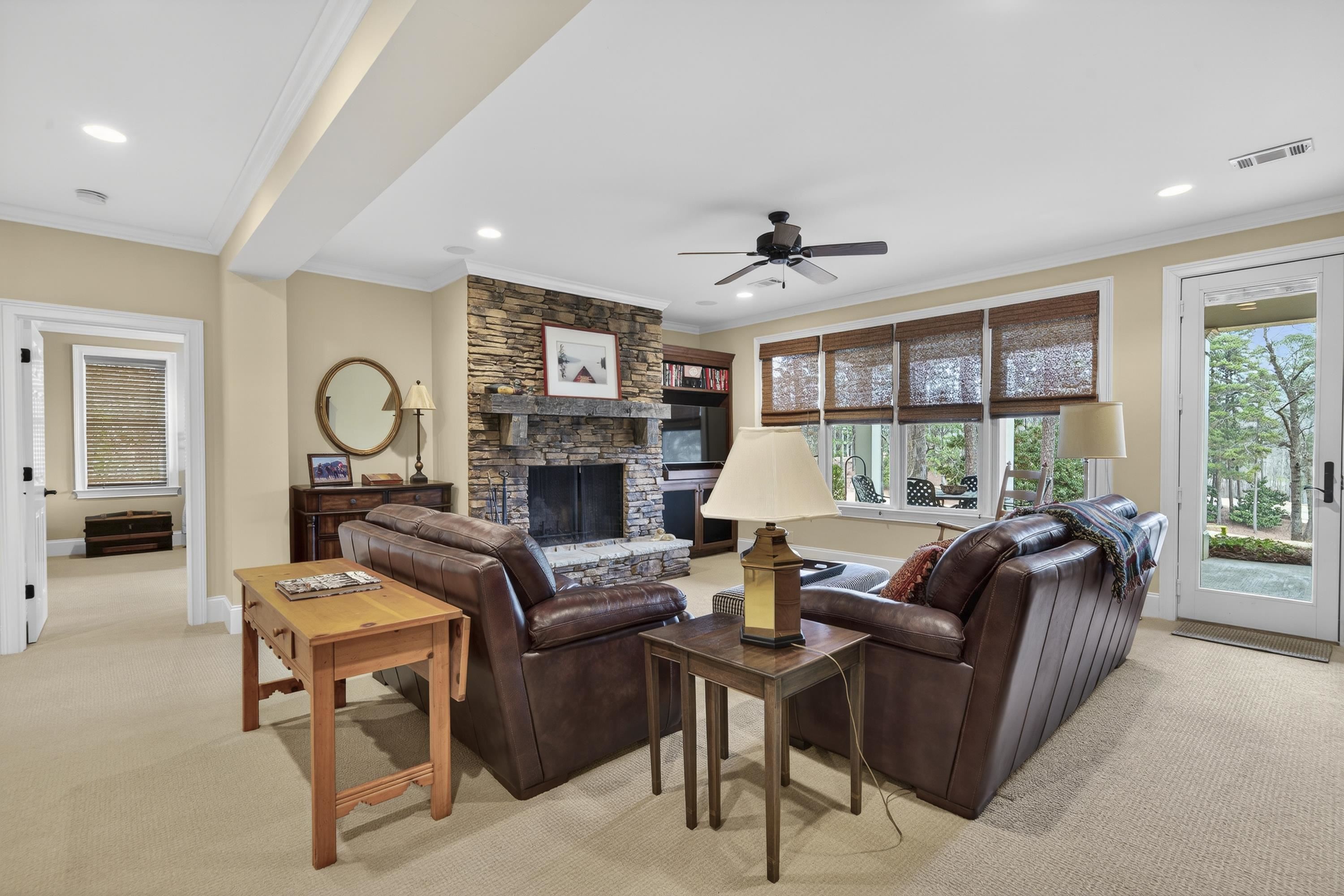 1050 CURTRIGHT PLACE image 53