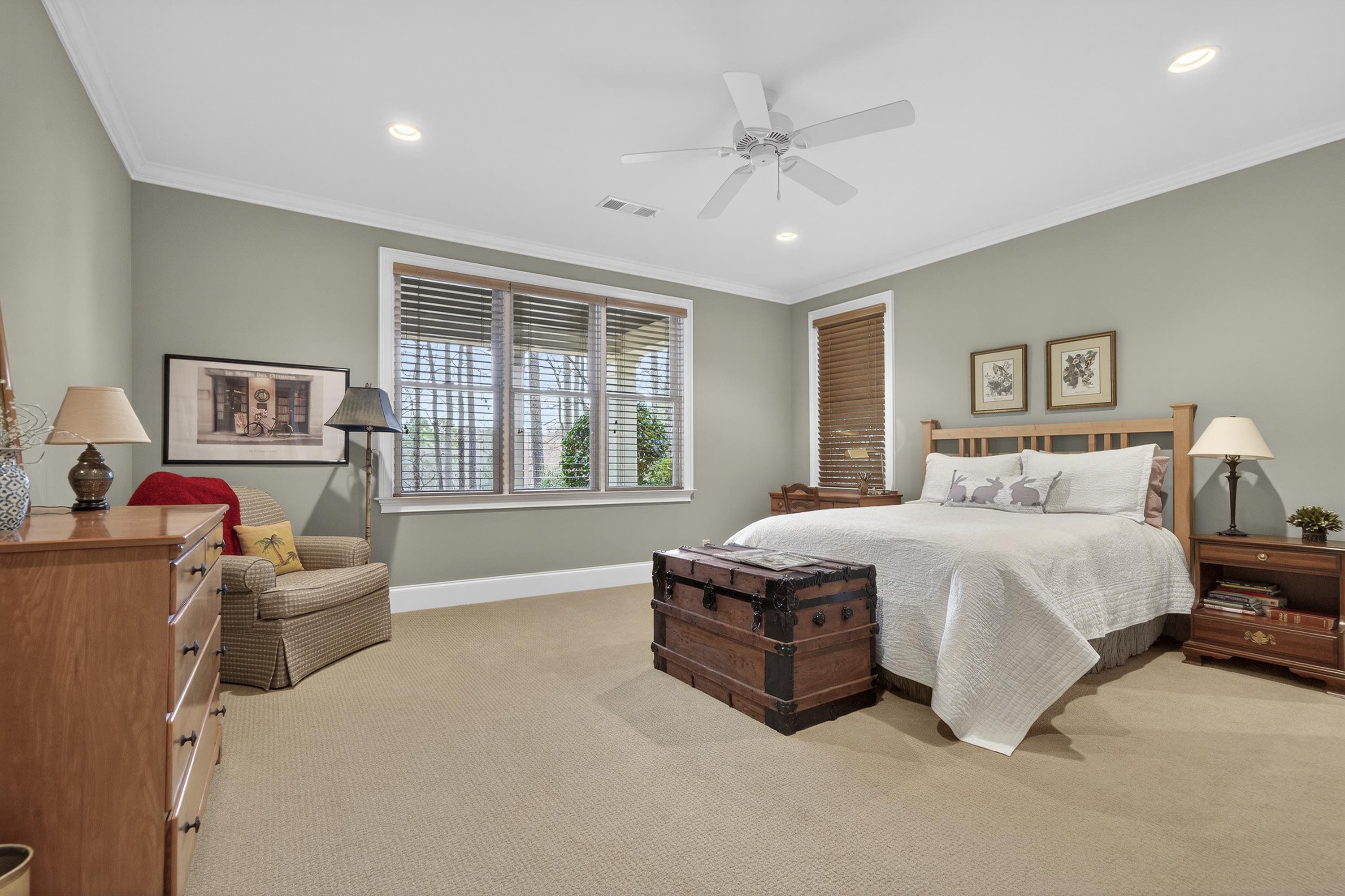 1050 CURTRIGHT PLACE image 57