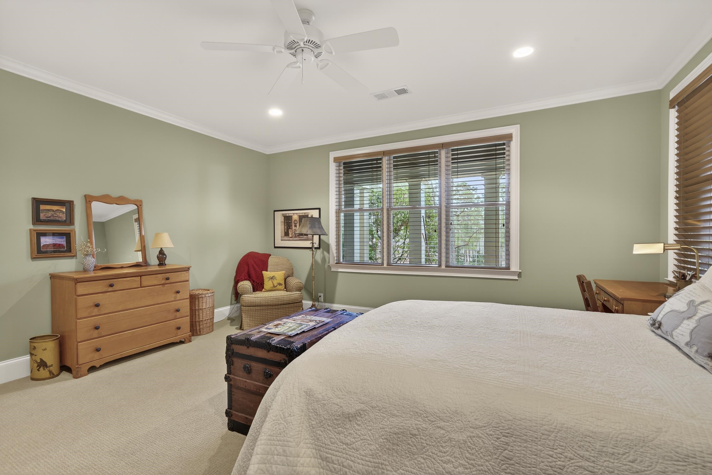 1050 CURTRIGHT PLACE image 58