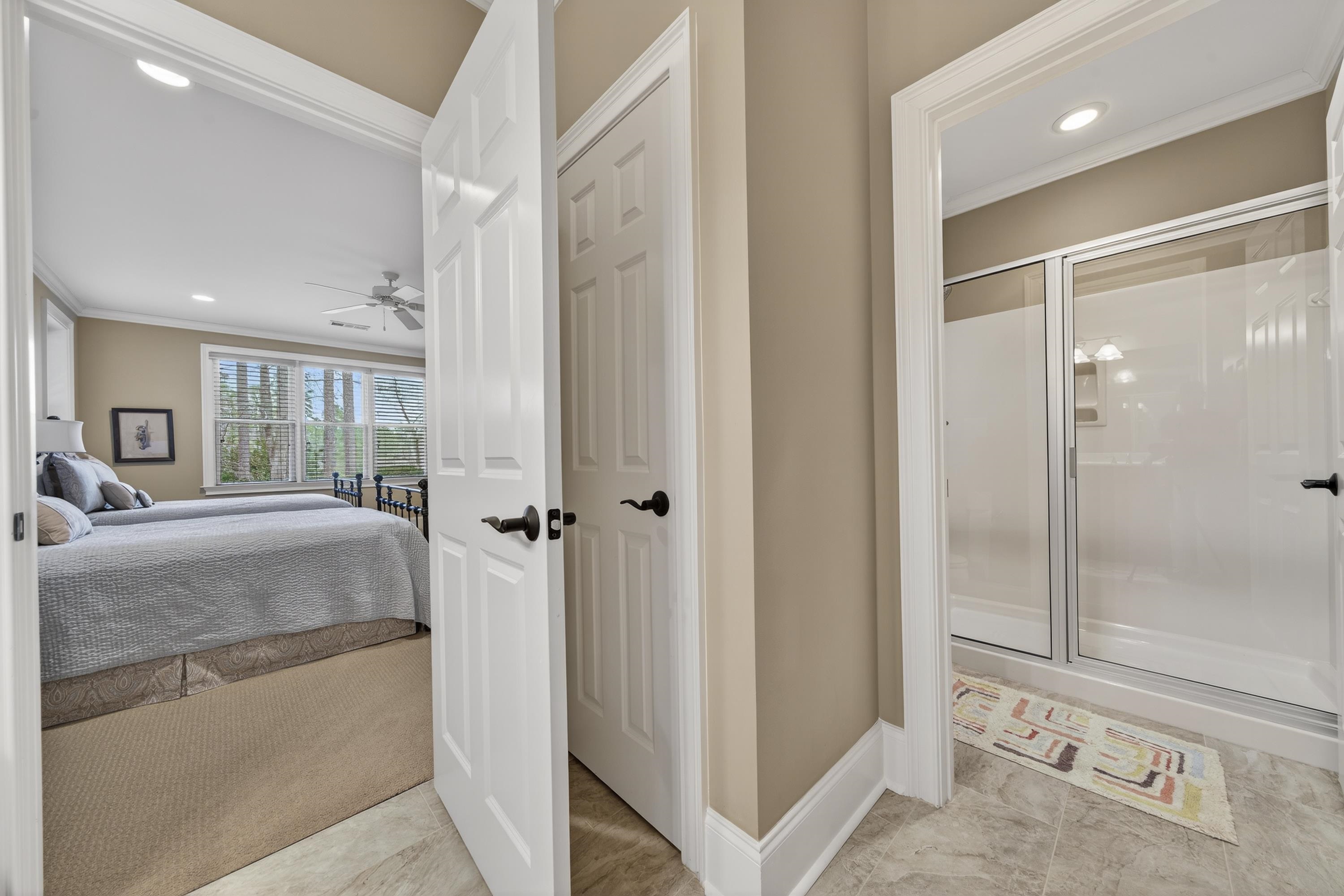 1050 CURTRIGHT PLACE image 65