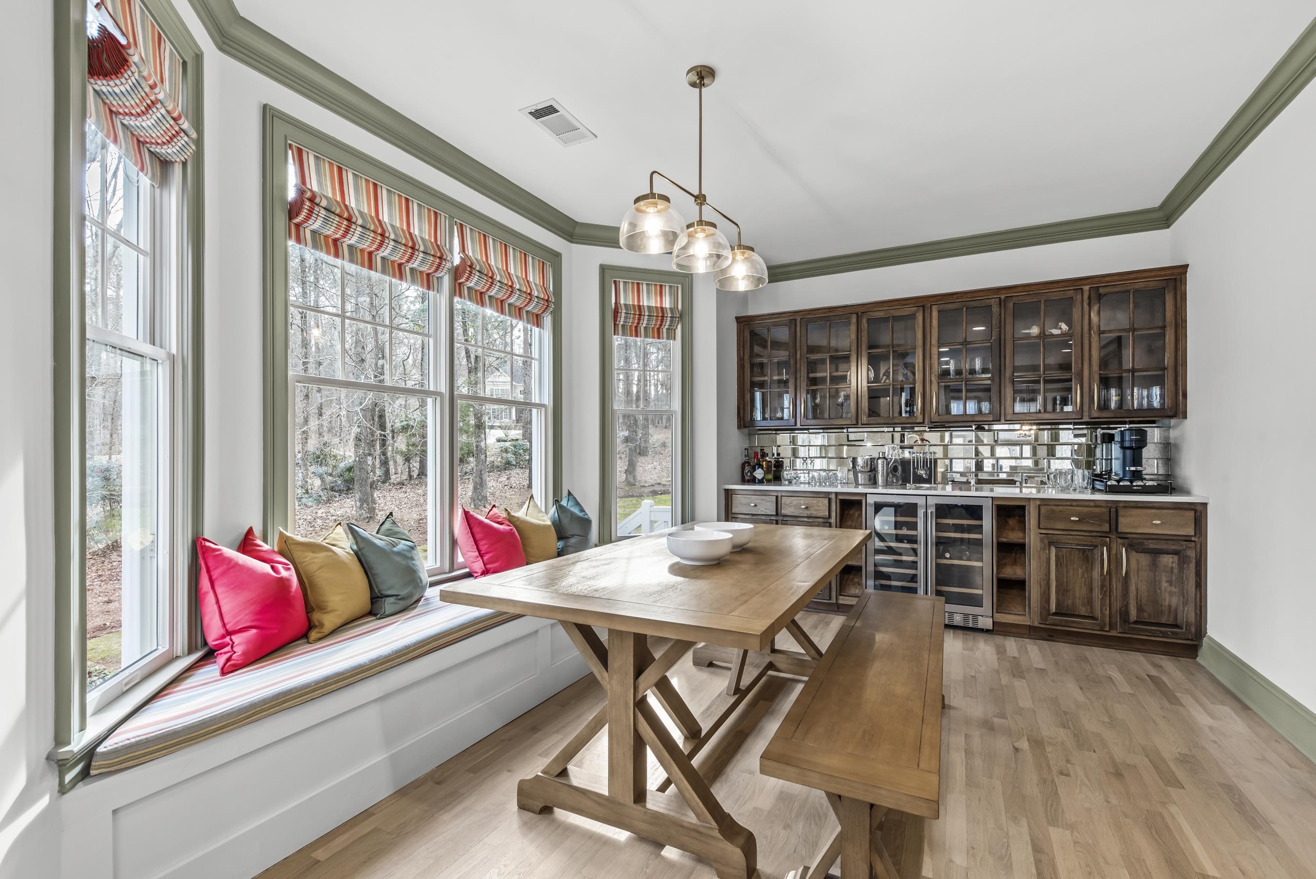 100 GREENWOOD COURT image 18