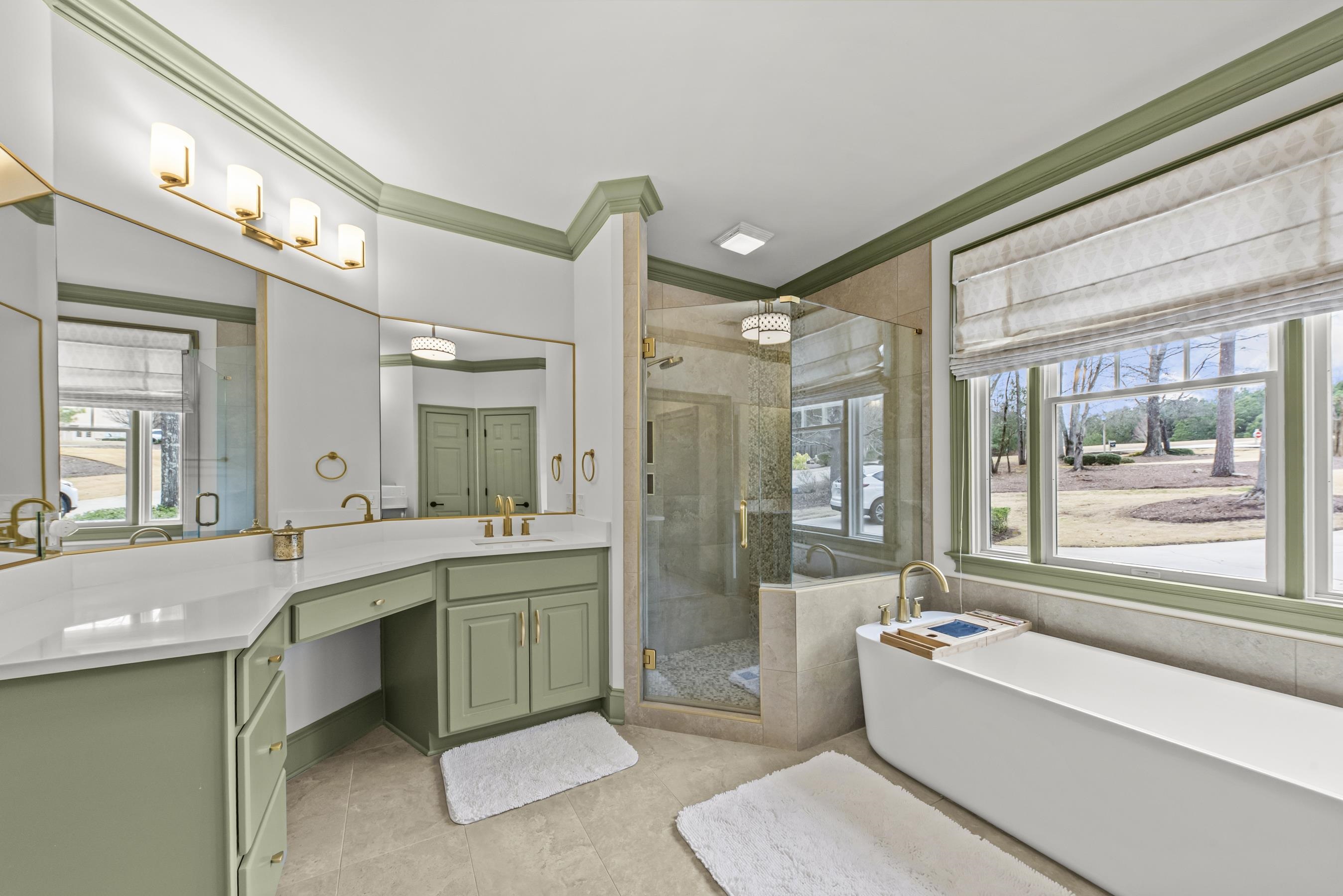 100 GREENWOOD COURT image 27