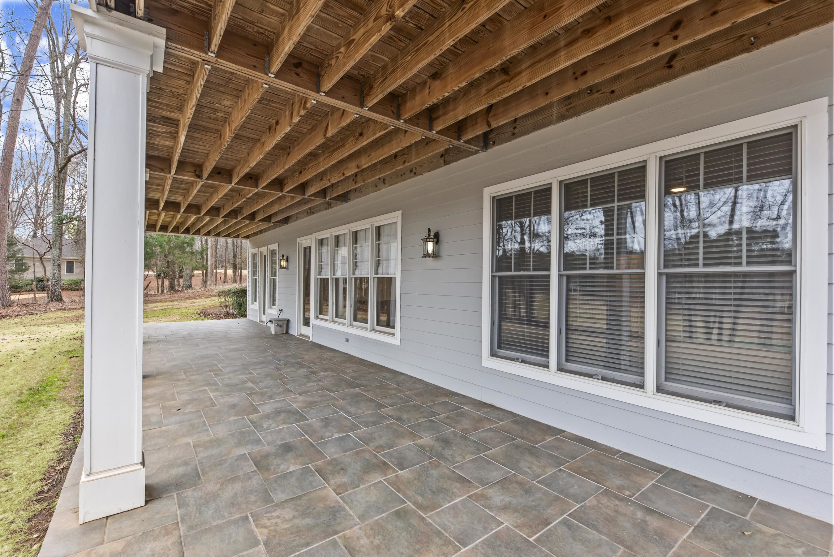 100 GREENWOOD COURT image 47