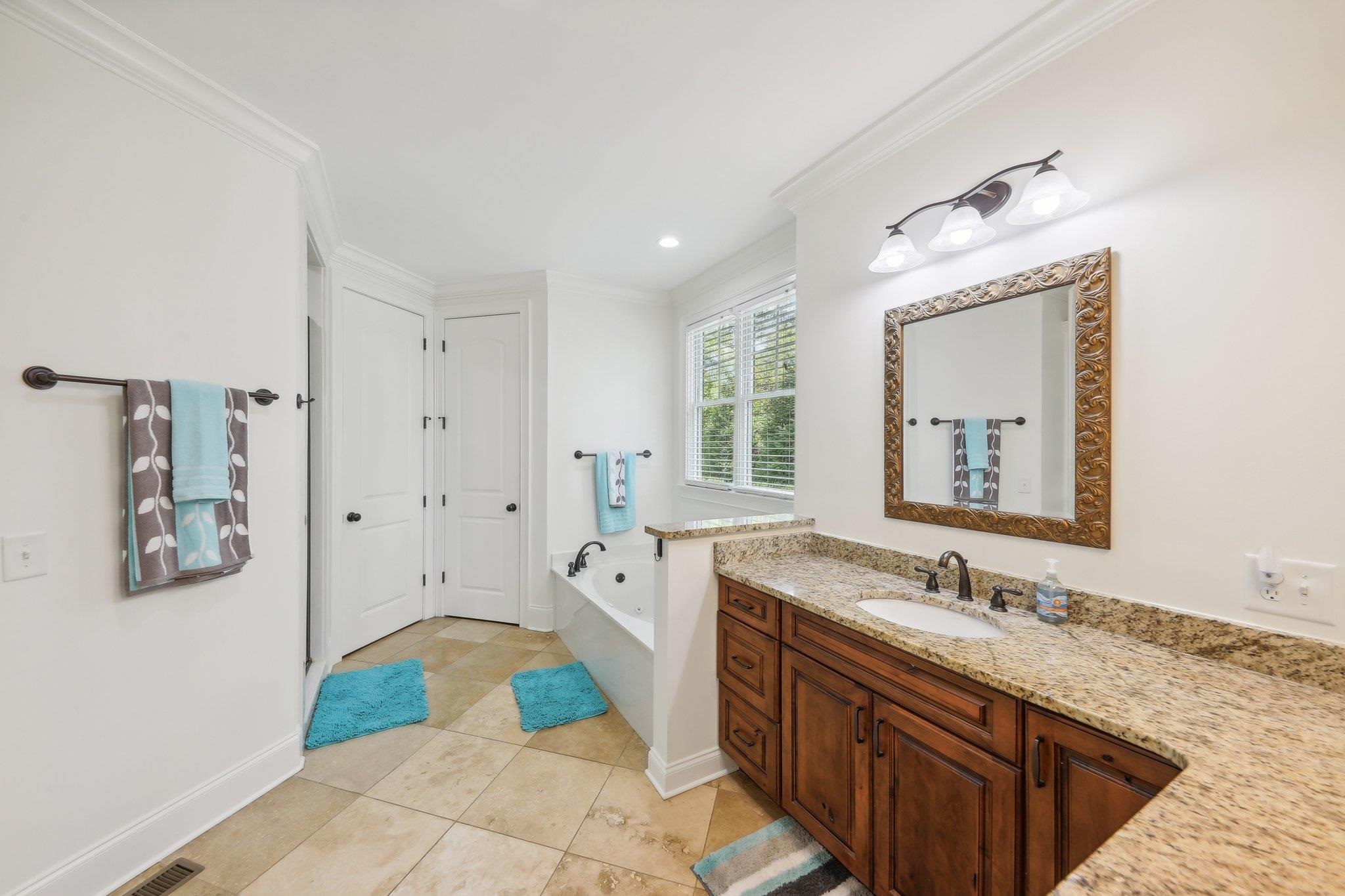 1421 GARNERS FERRY image 36