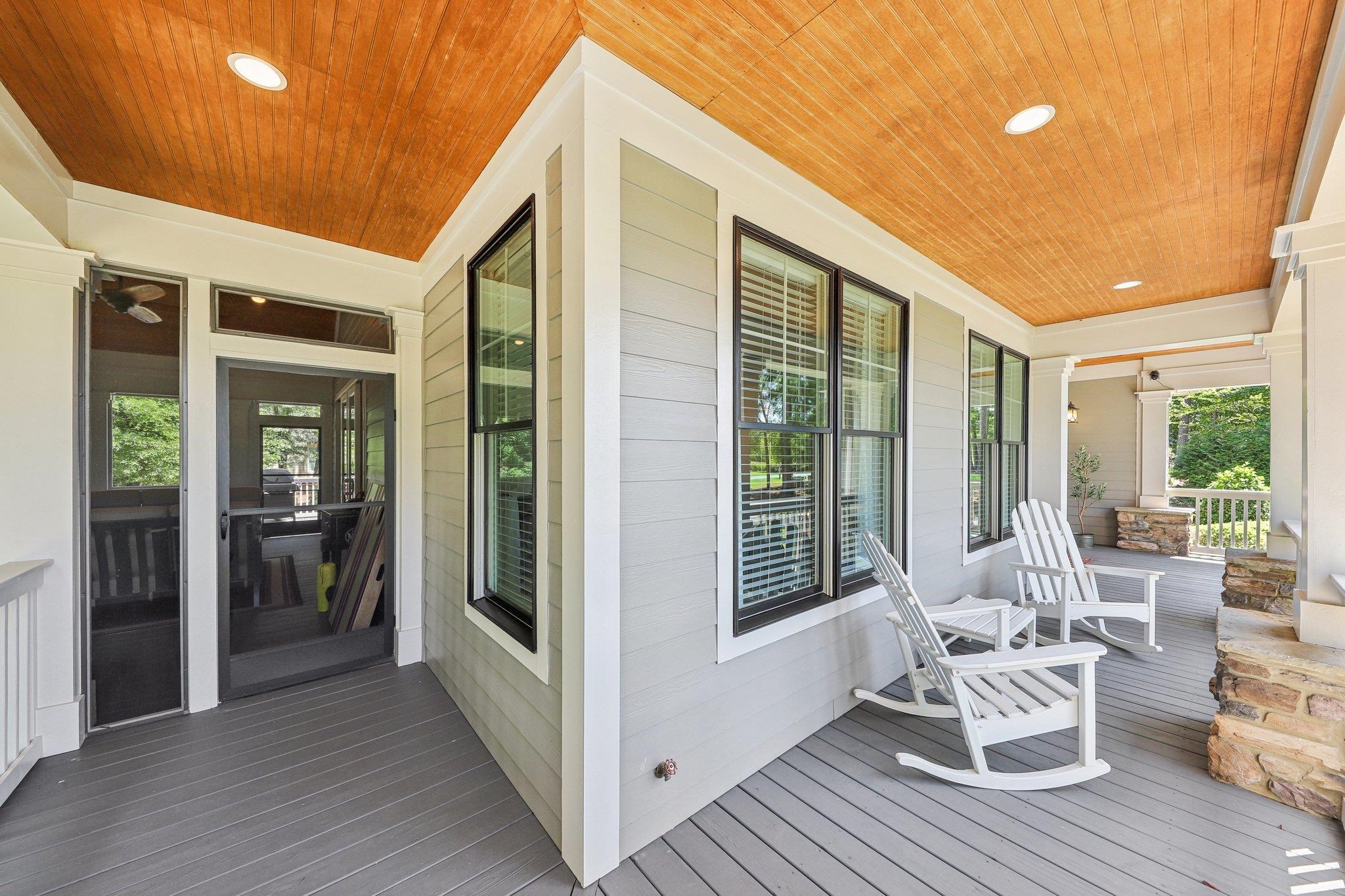 1421 GARNERS FERRY image 7