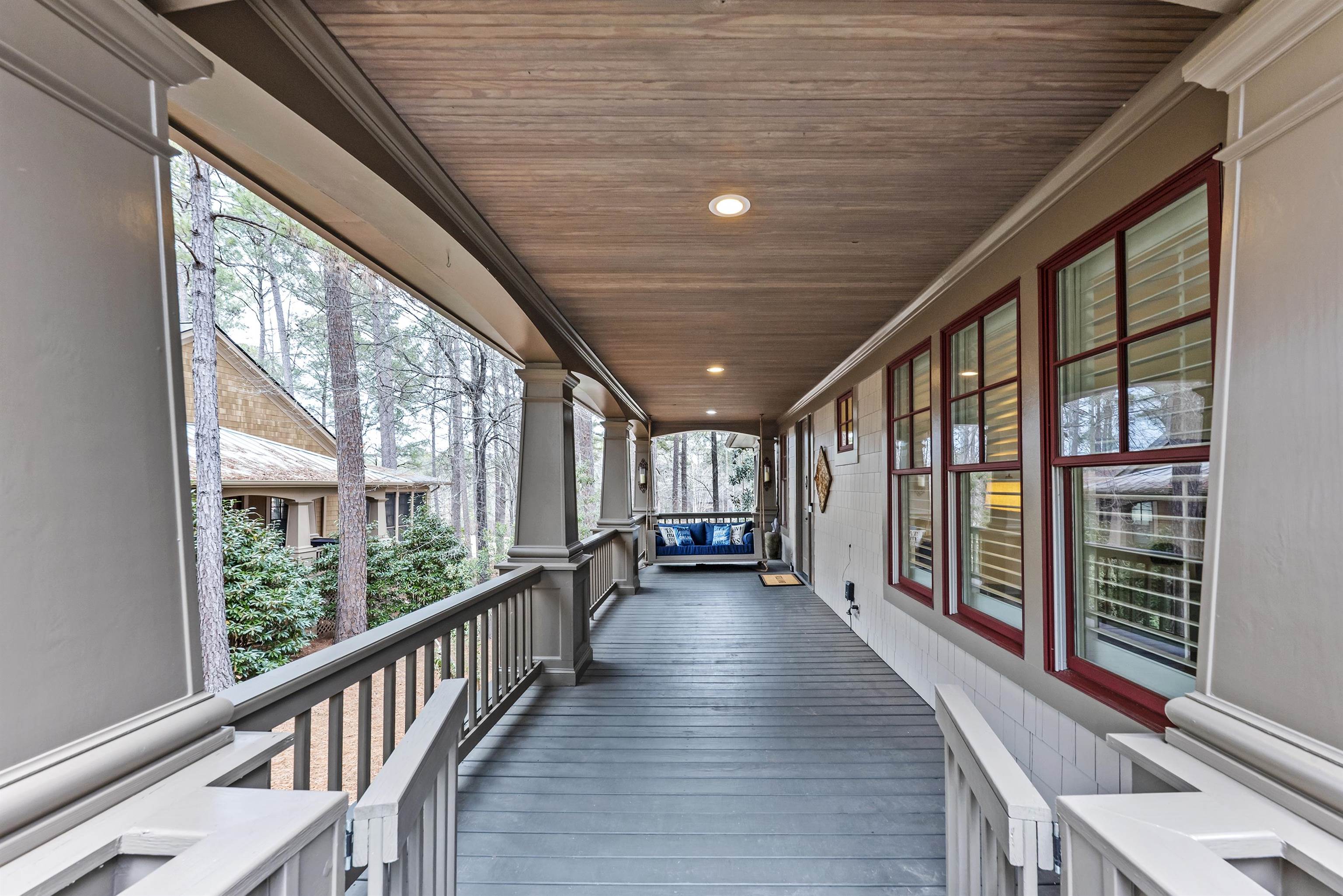 1101 LOCKETS TRAIL image 4