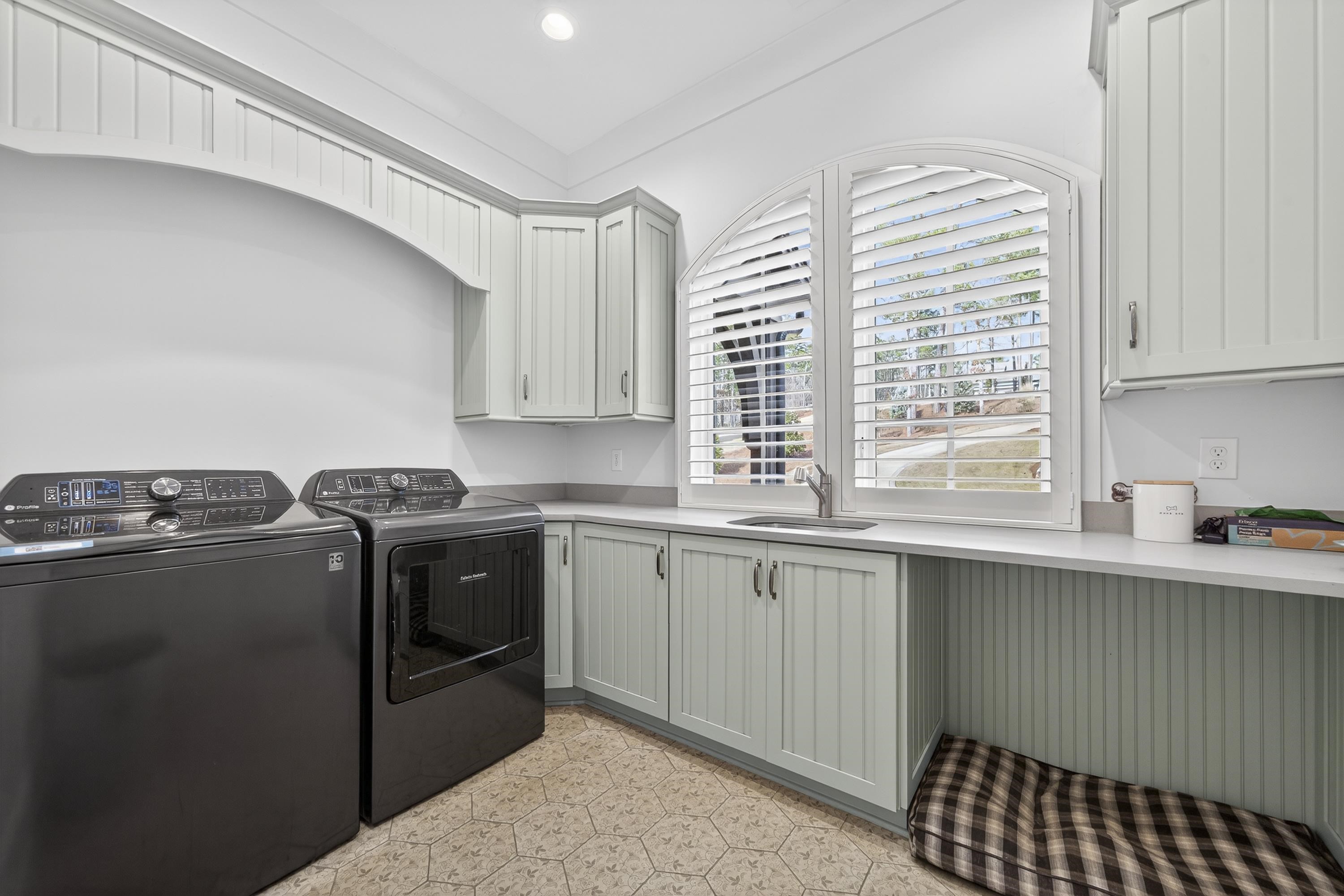 1031 CAVALIER COVE image 36