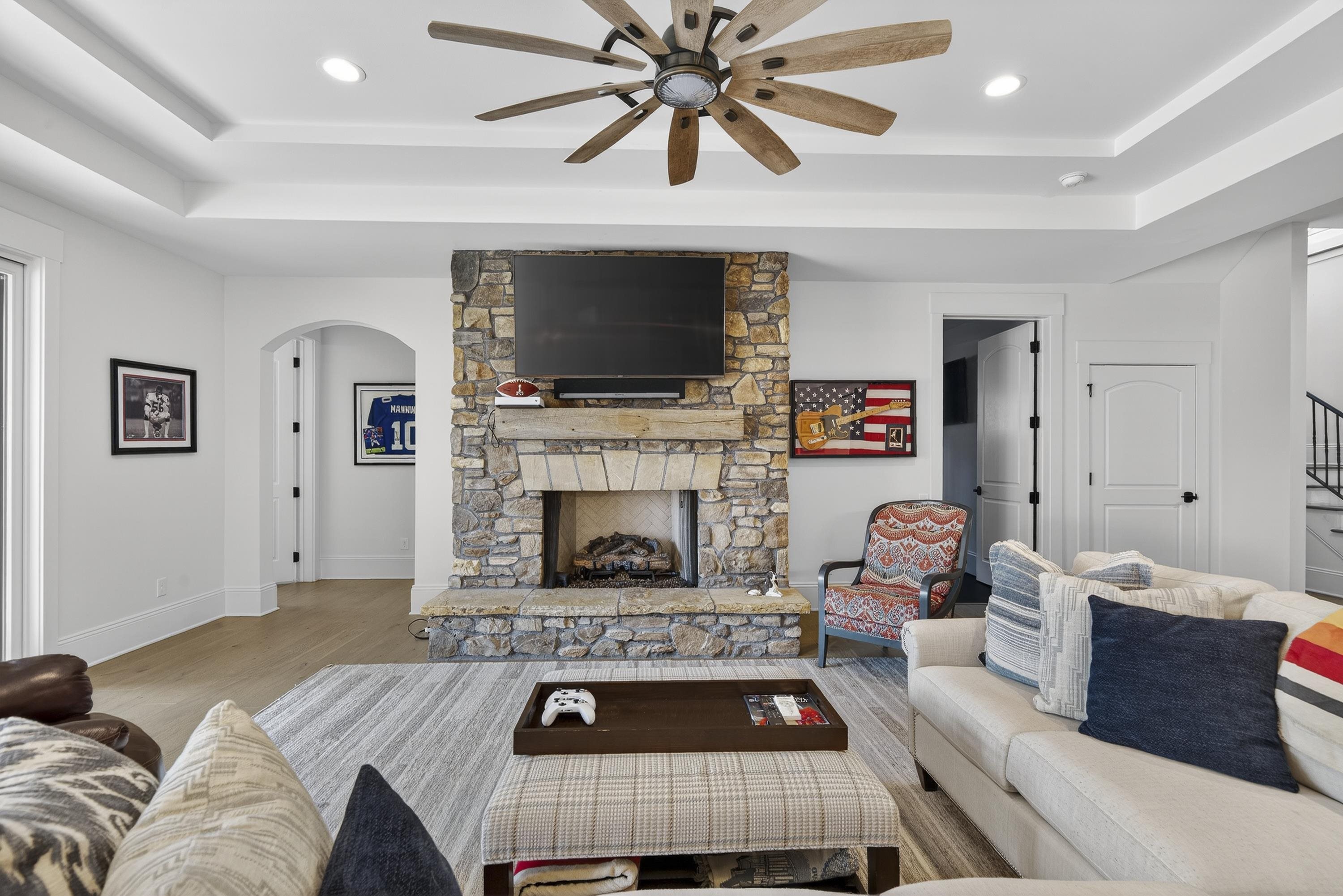 1031 CAVALIER COVE image 44