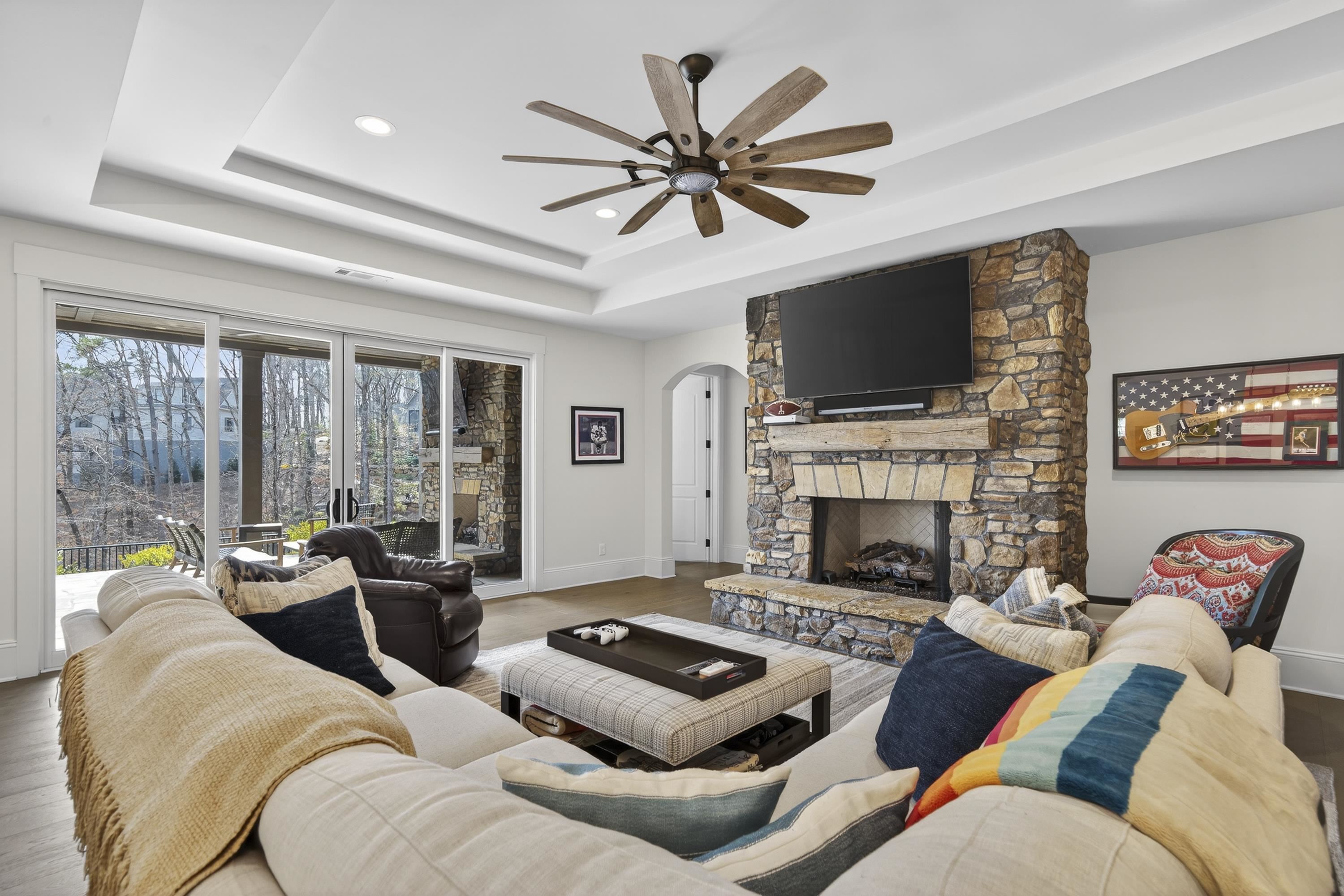 1031 CAVALIER COVE image 45