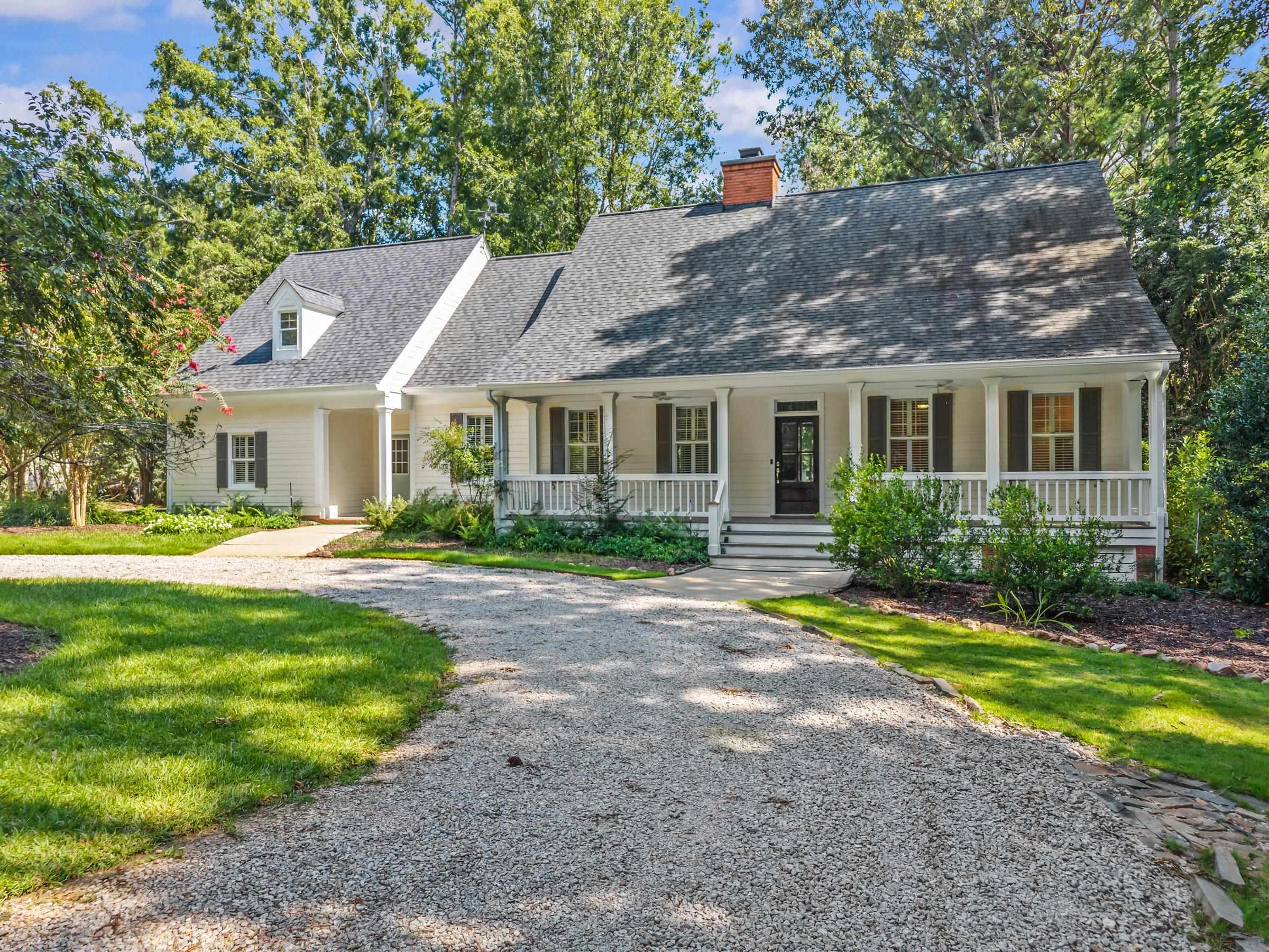 112 PORTERFIELD DRIVE image 1