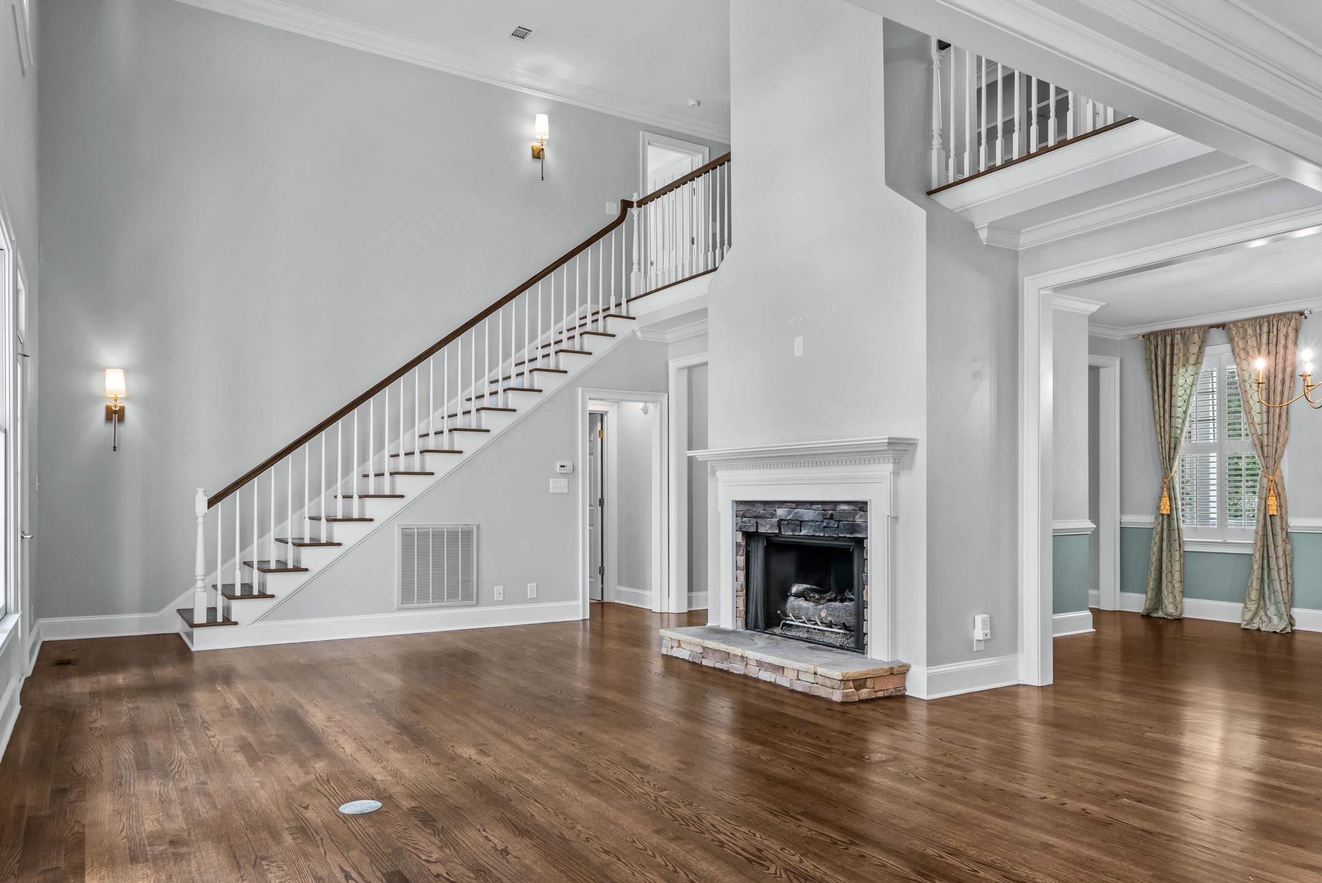 112 PORTERFIELD DRIVE image 21