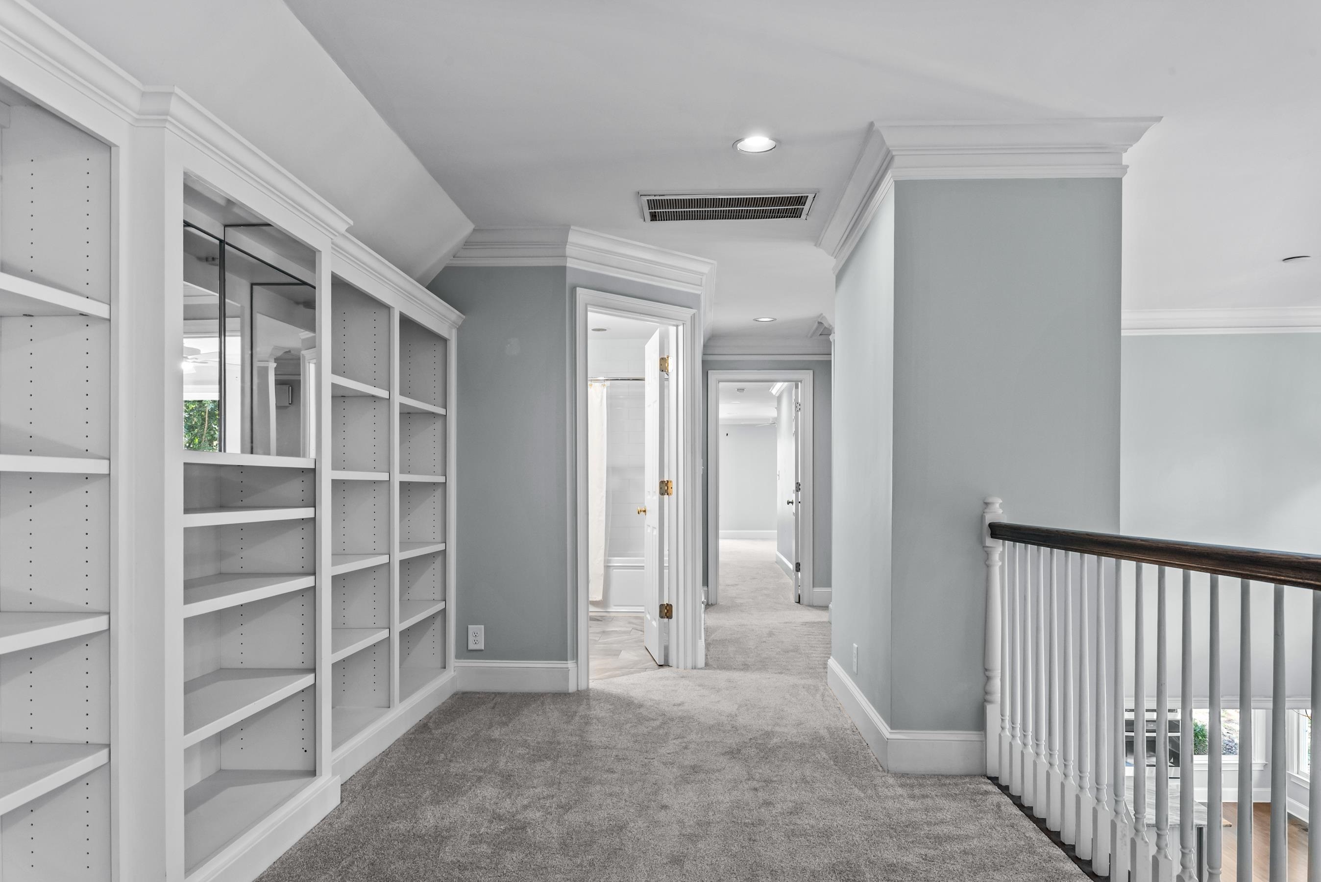 112 PORTERFIELD DRIVE image 32