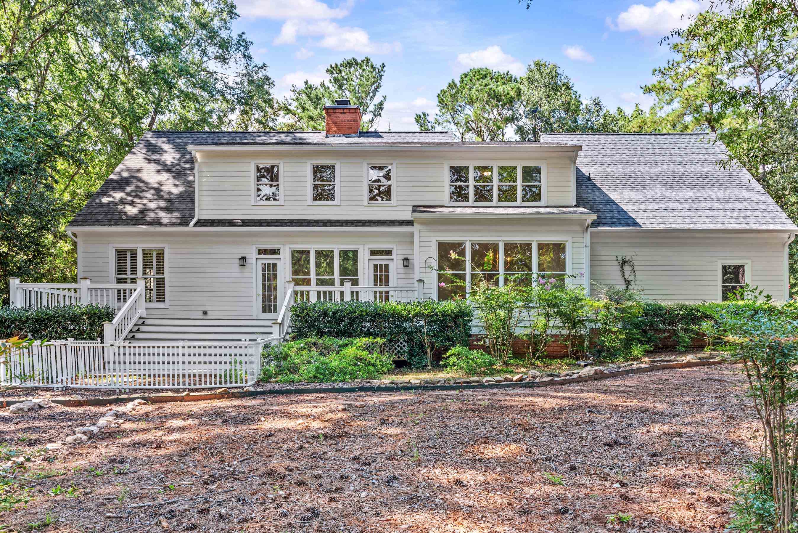 112 PORTERFIELD DRIVE image 5