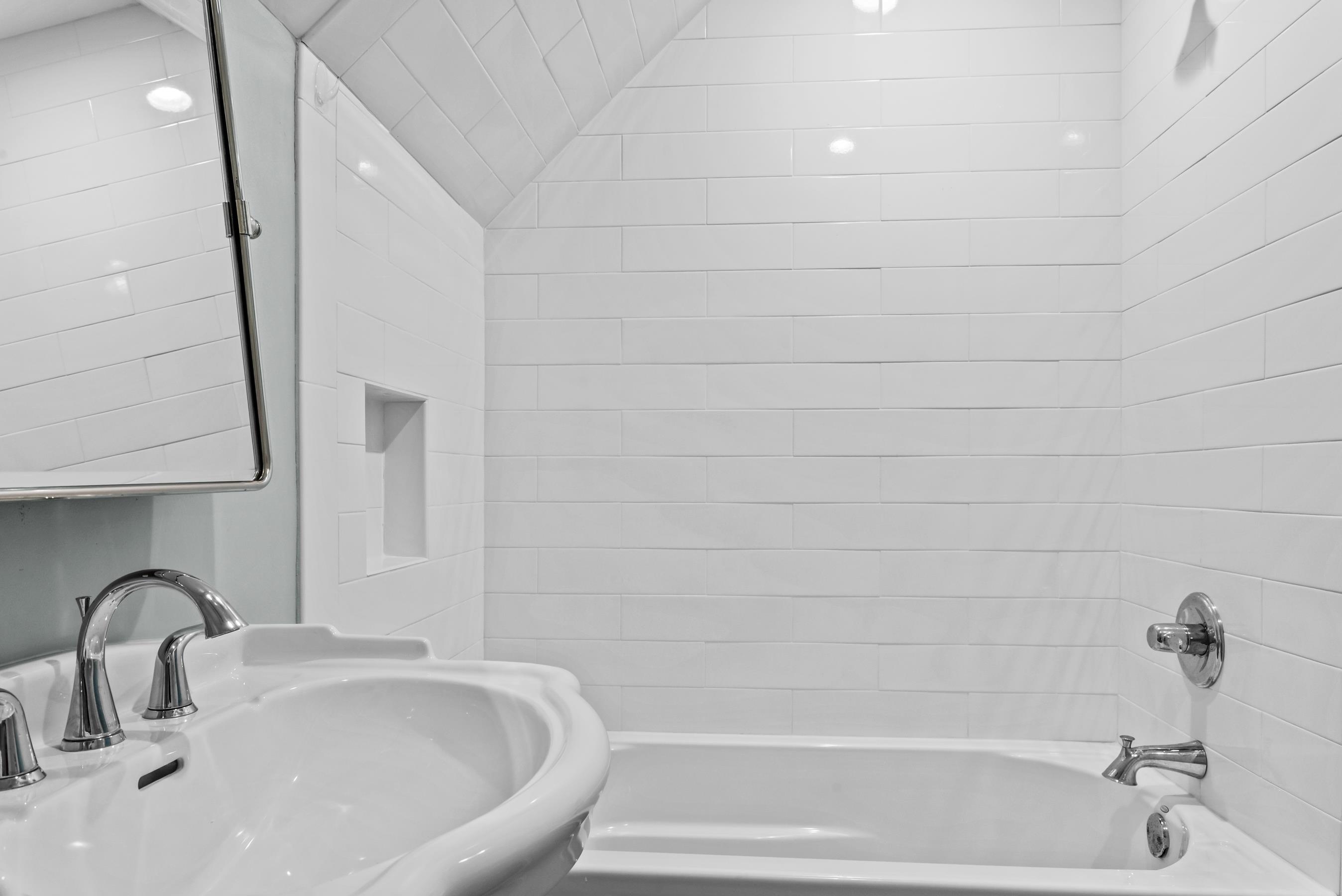 112 PORTERFIELD DRIVE image 42